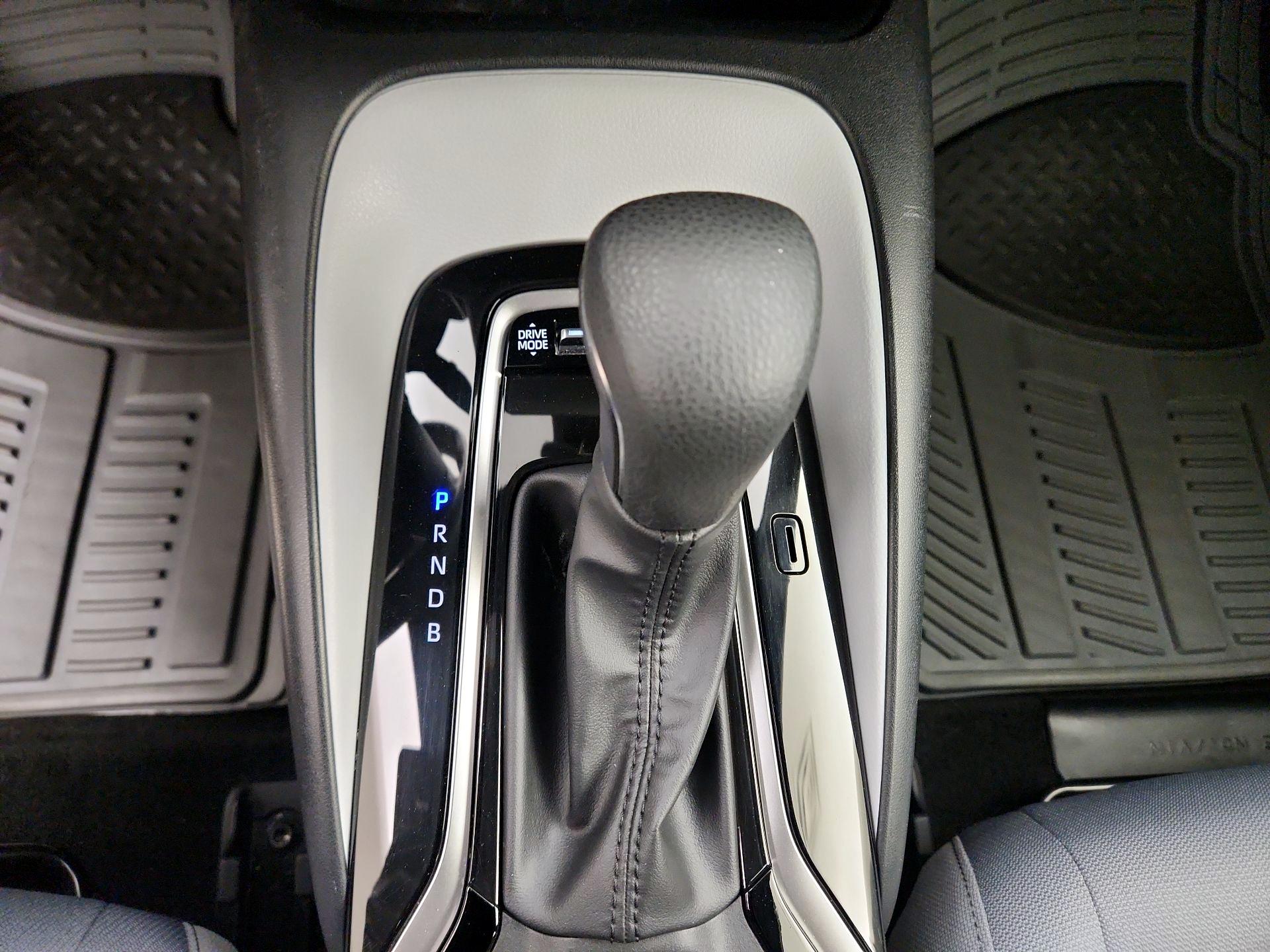 Thumbnail: 2023 Toyota Corolla - 17