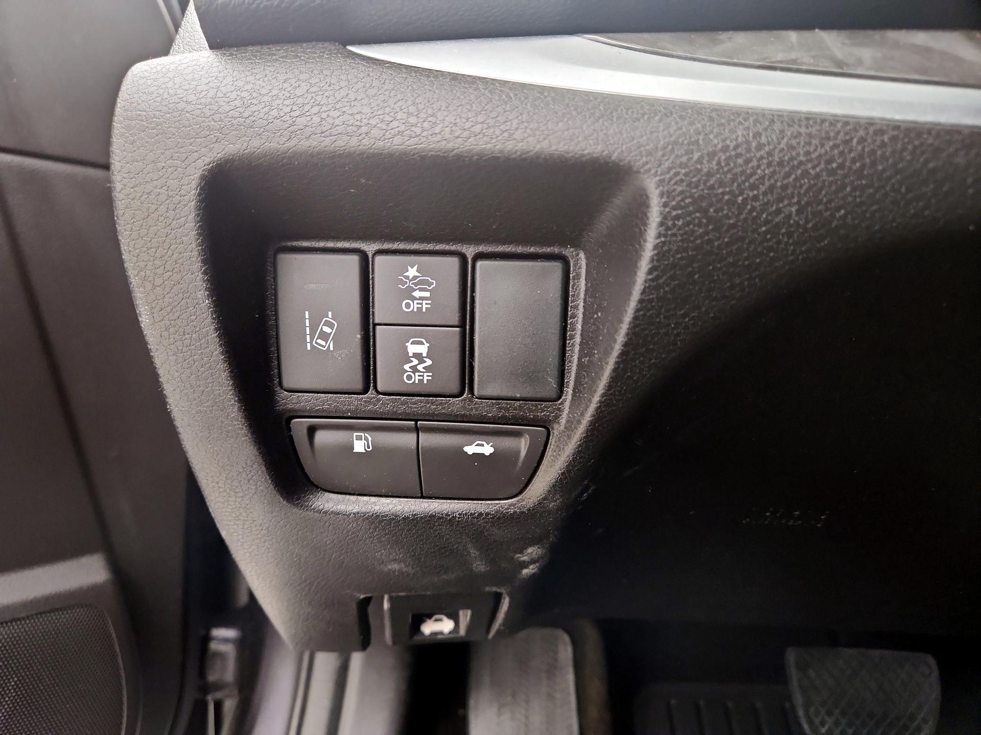 Thumbnail: 2018 Acura TLX - 13