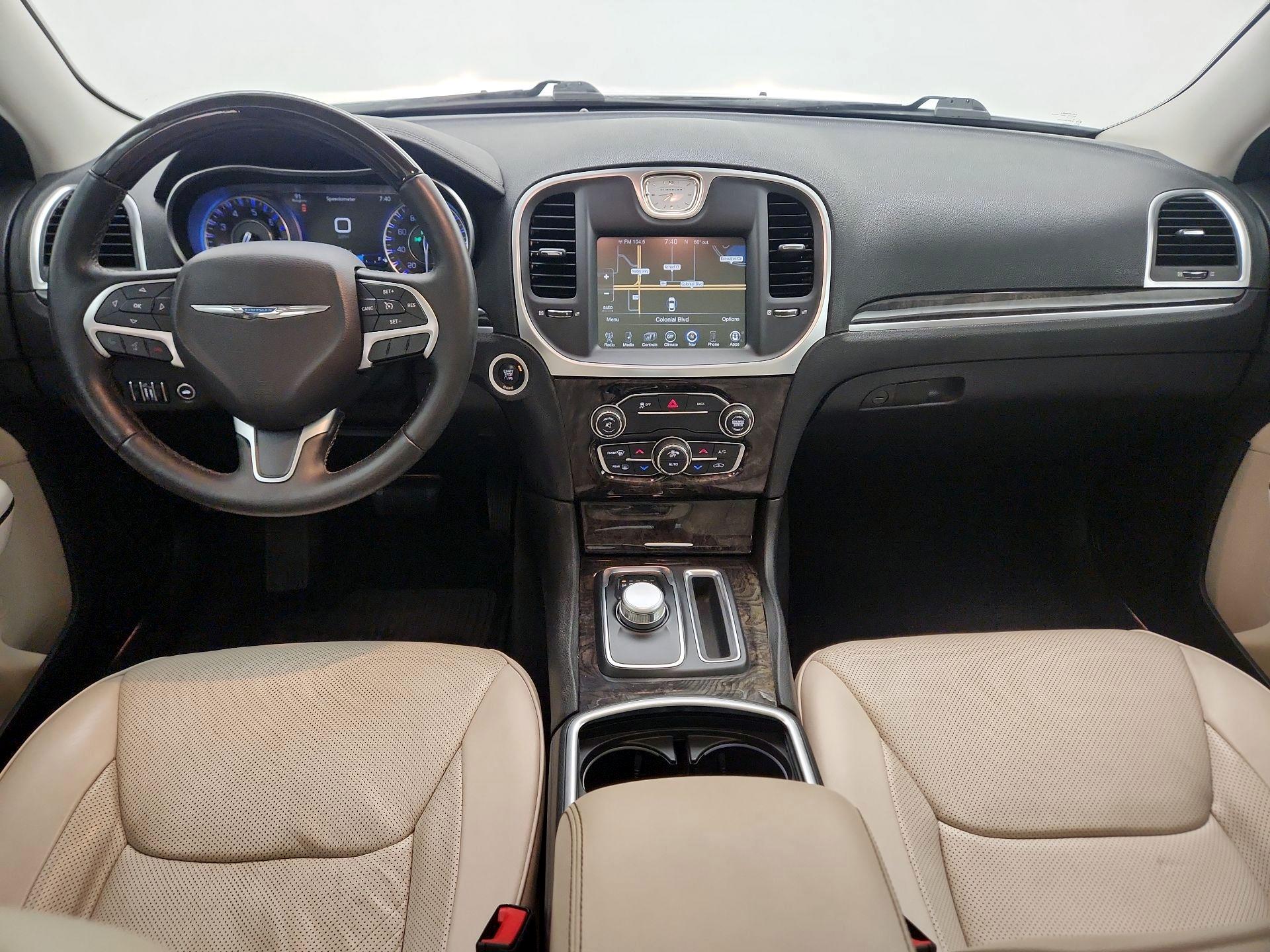 Thumbnail: 2015 Chrysler 300 - 9