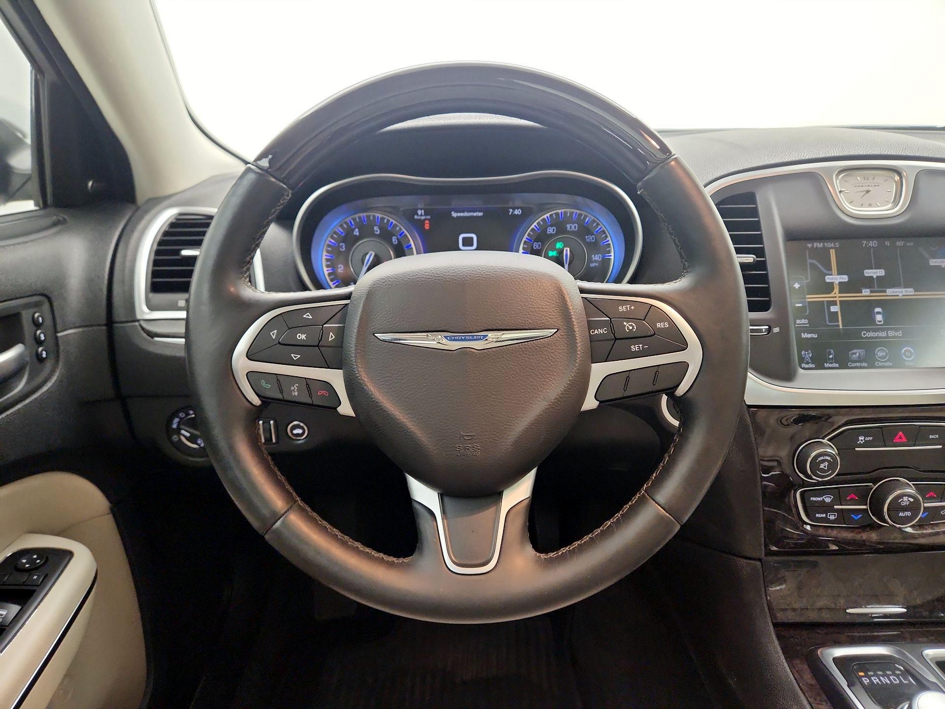 Thumbnail: 2015 Chrysler 300 - 10