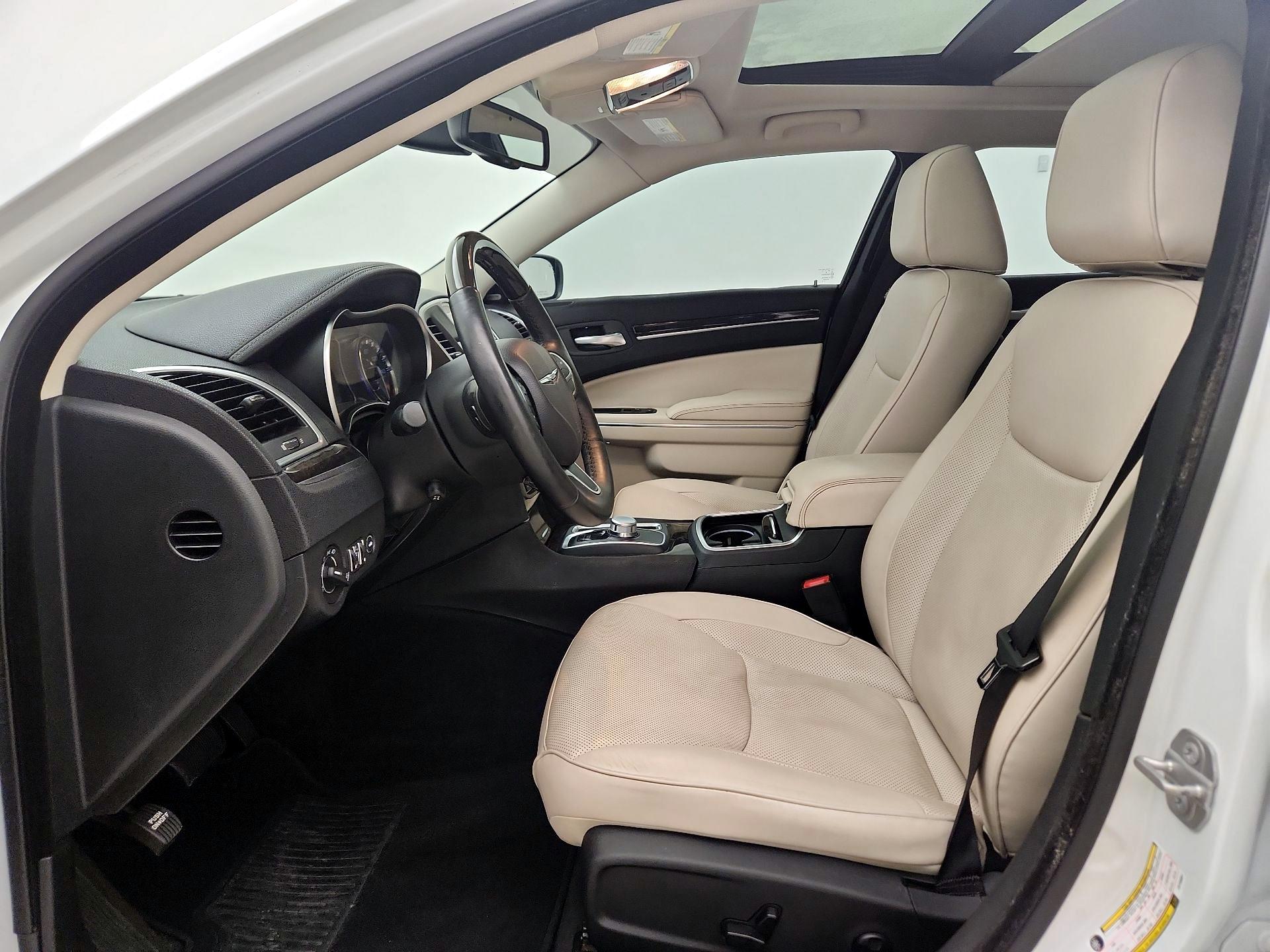 Thumbnail: 2015 Chrysler 300 - 11