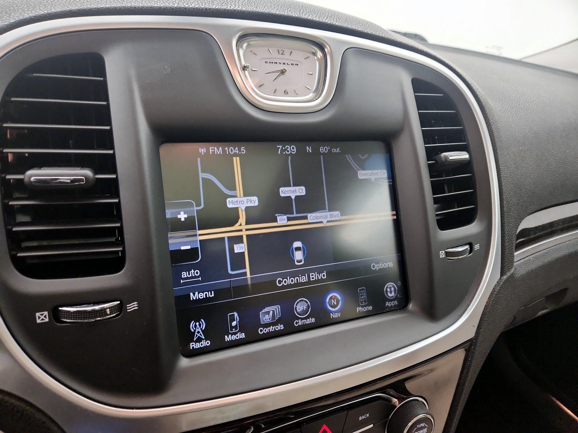 Thumbnail: 2015 Chrysler 300 - 14