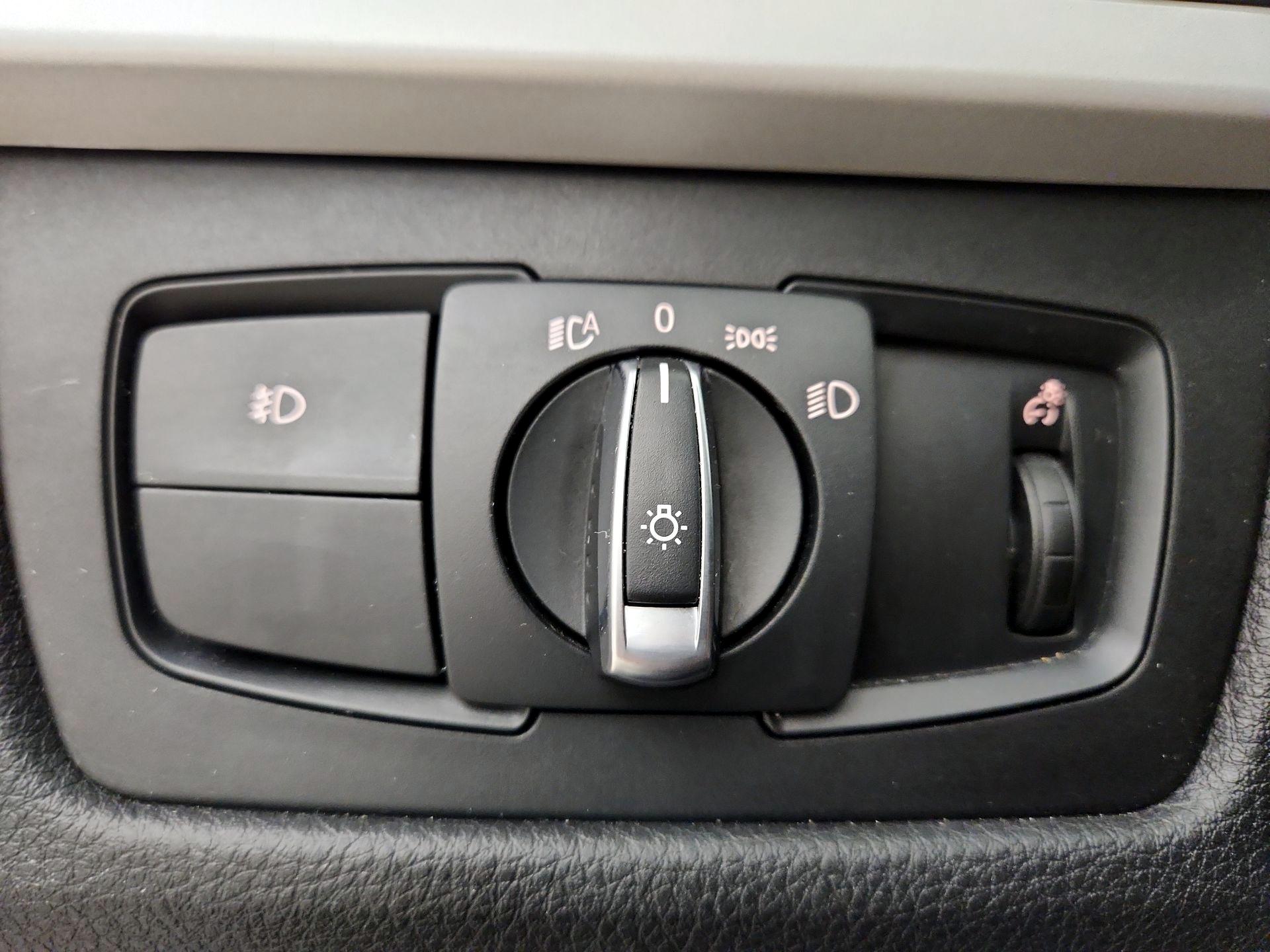 Thumbnail: 2017 BMW 3 Series - 13