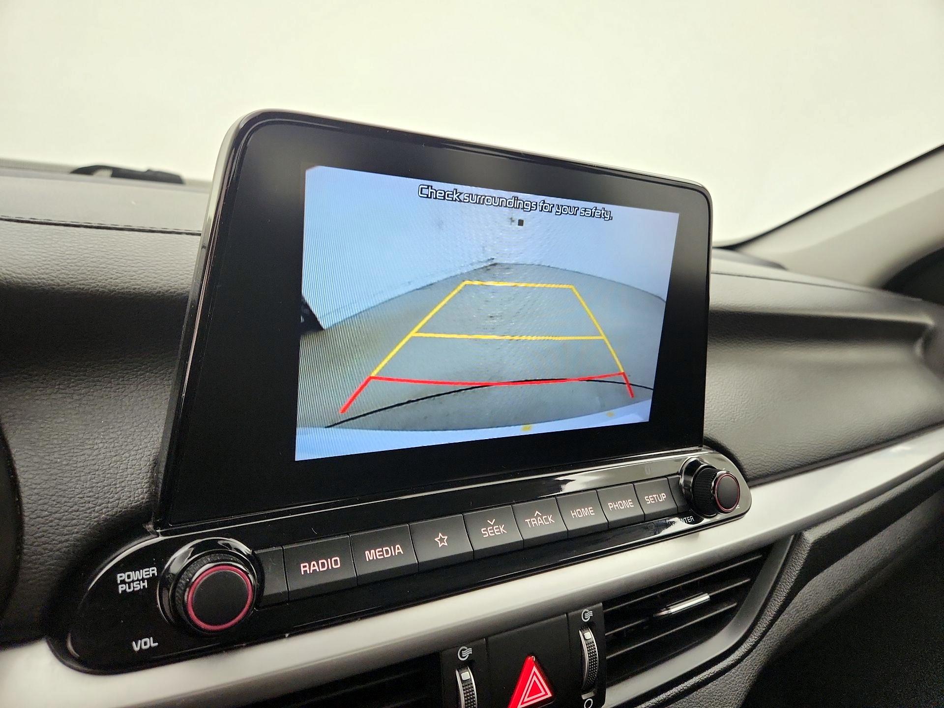 Thumbnail: 2021 Kia Forte - 14