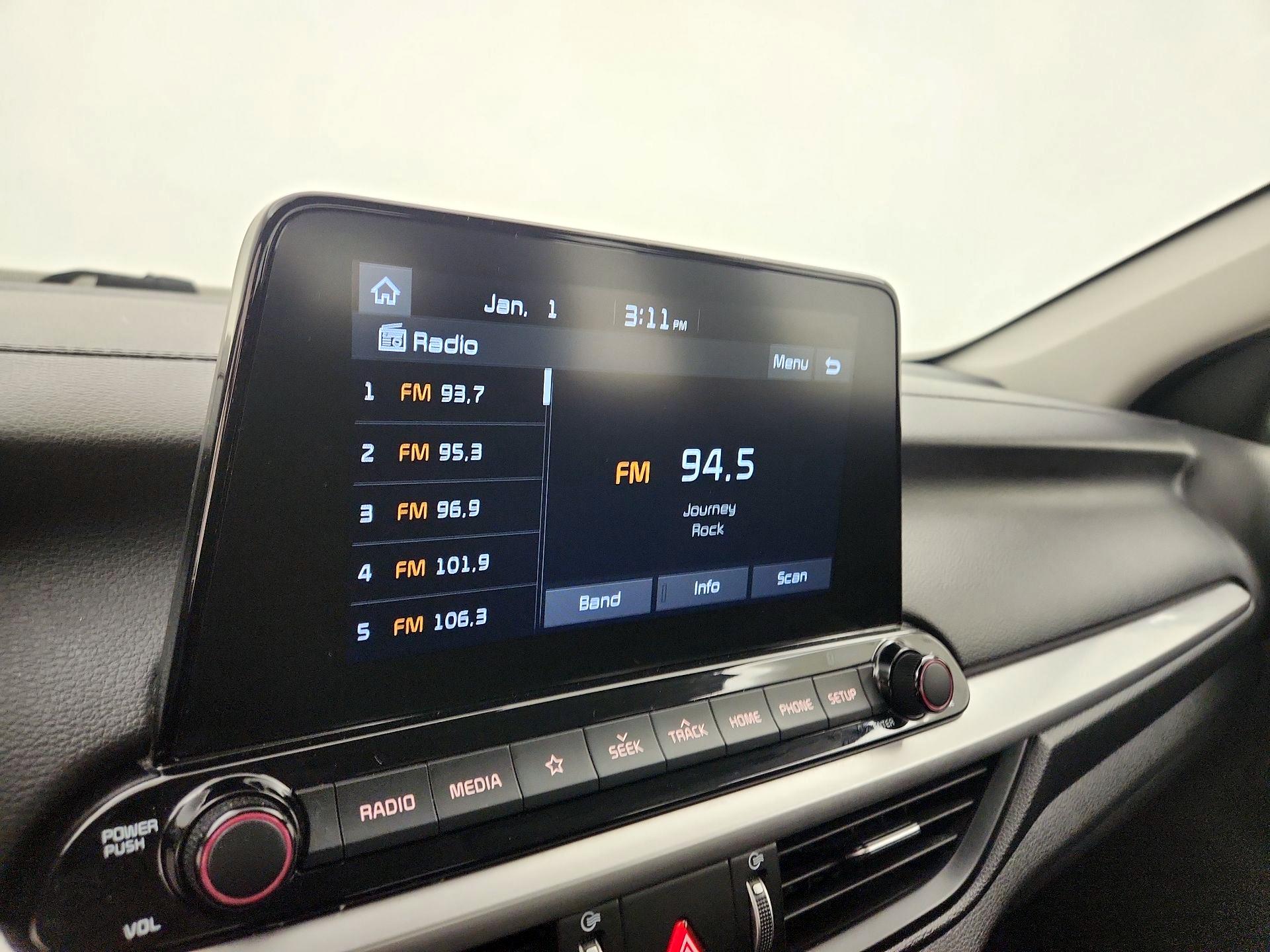 Thumbnail: 2021 Kia Forte - 15