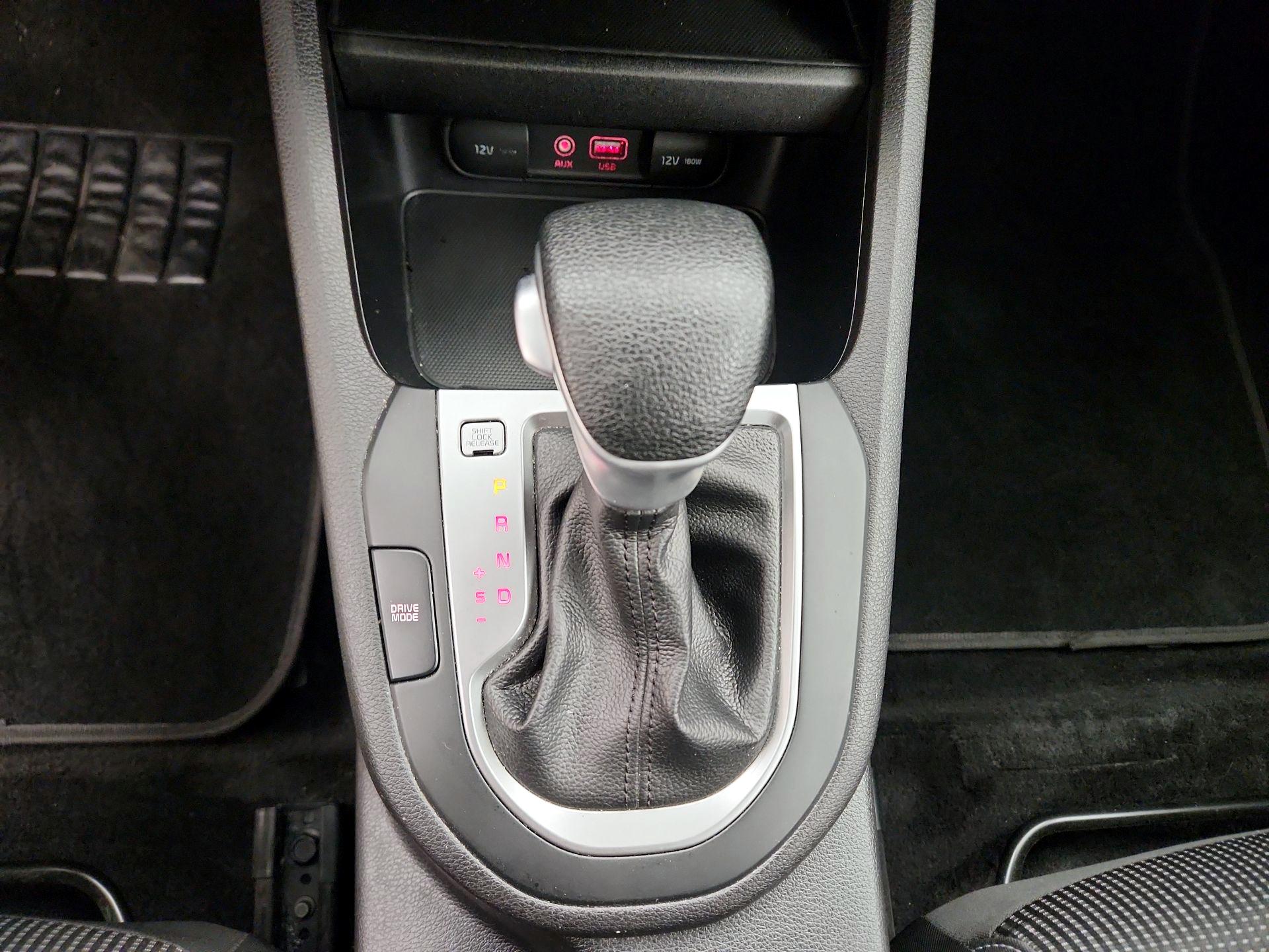 Thumbnail: 2021 Kia Forte - 17