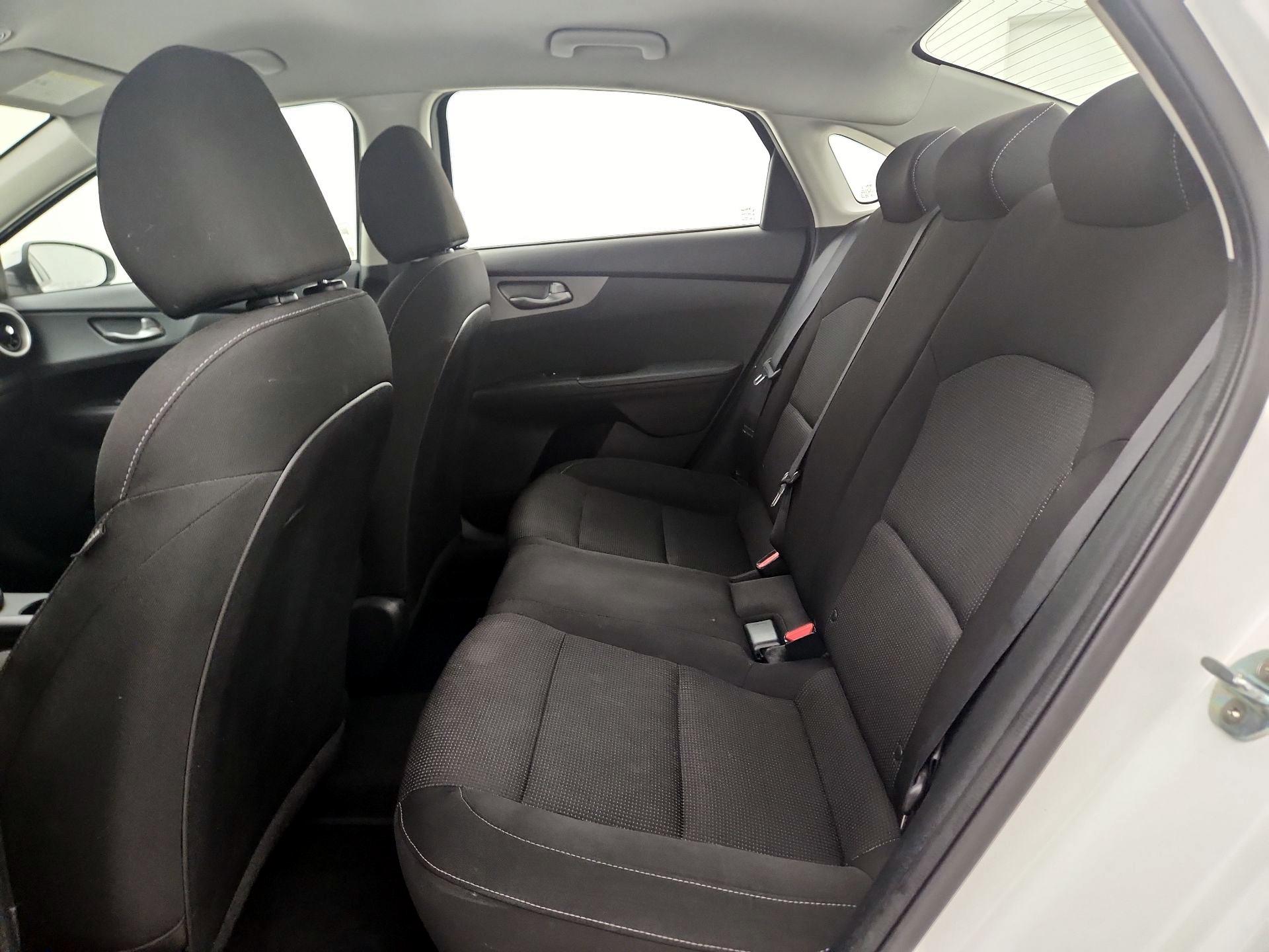 Thumbnail: 2021 Kia Forte - 19