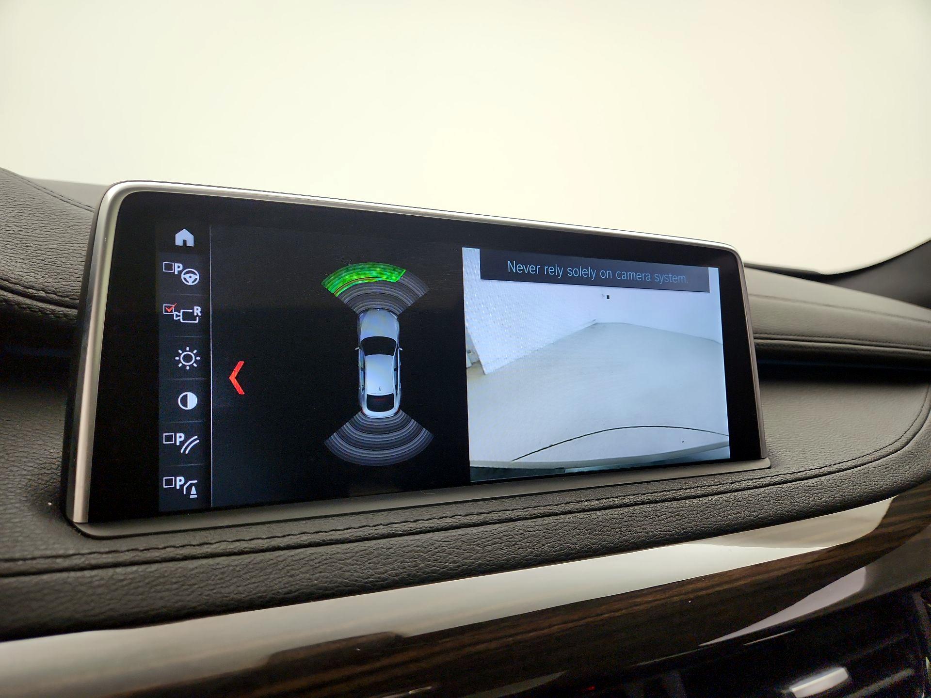 Thumbnail: 2019 BMW X6 - 15