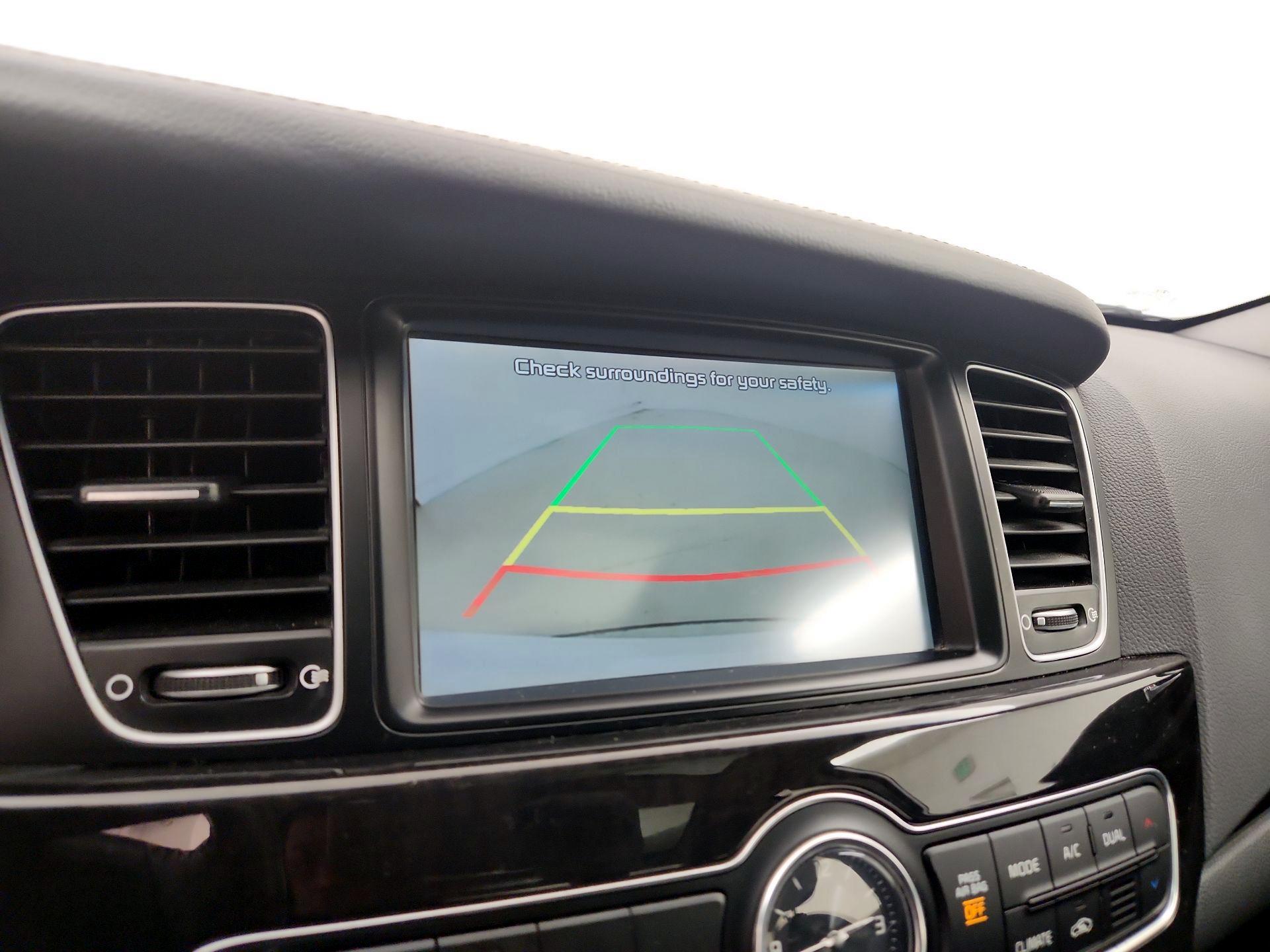 Thumbnail: 2016 Kia Cadenza - 15