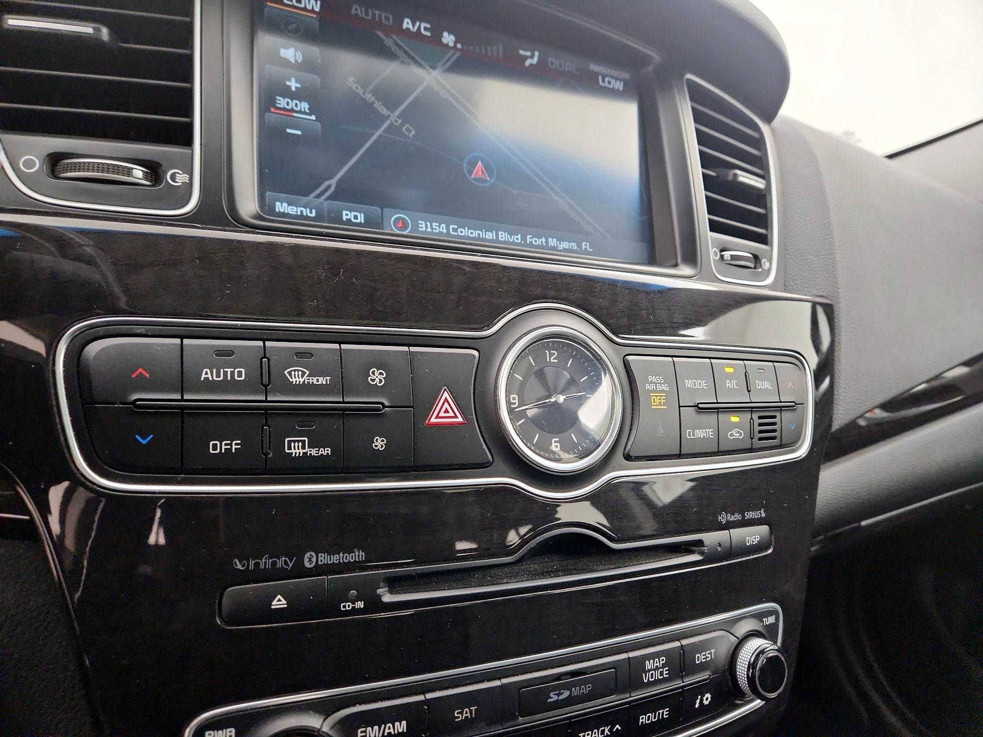 Thumbnail: 2016 Kia Cadenza - 17