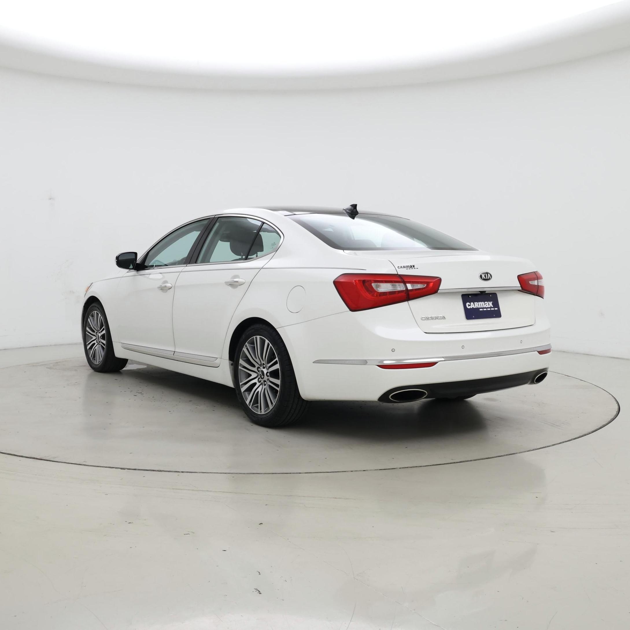 Thumbnail: 2016 Kia Cadenza - 2