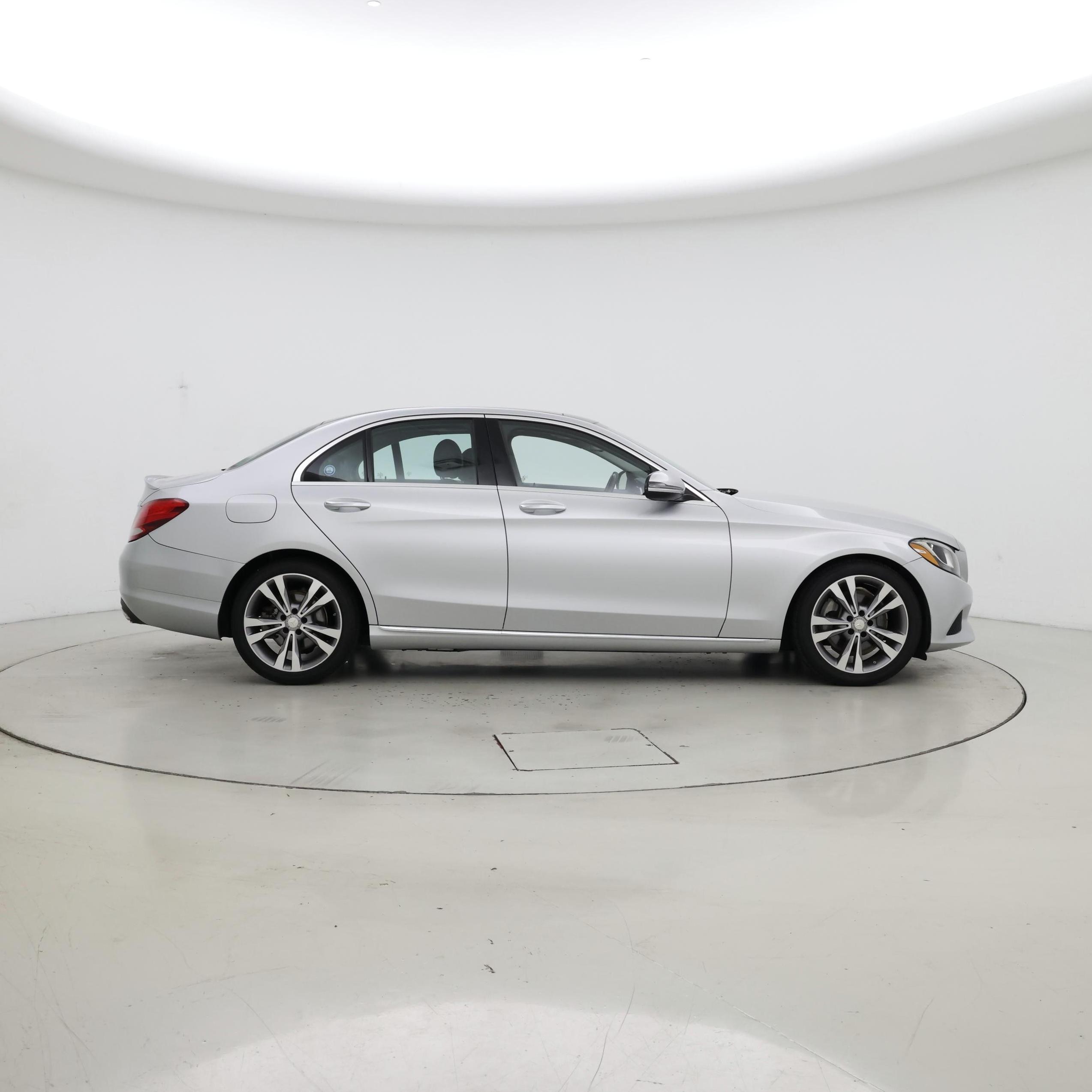 Thumbnail: 2016 Mercedes-Benz C-Class - 7