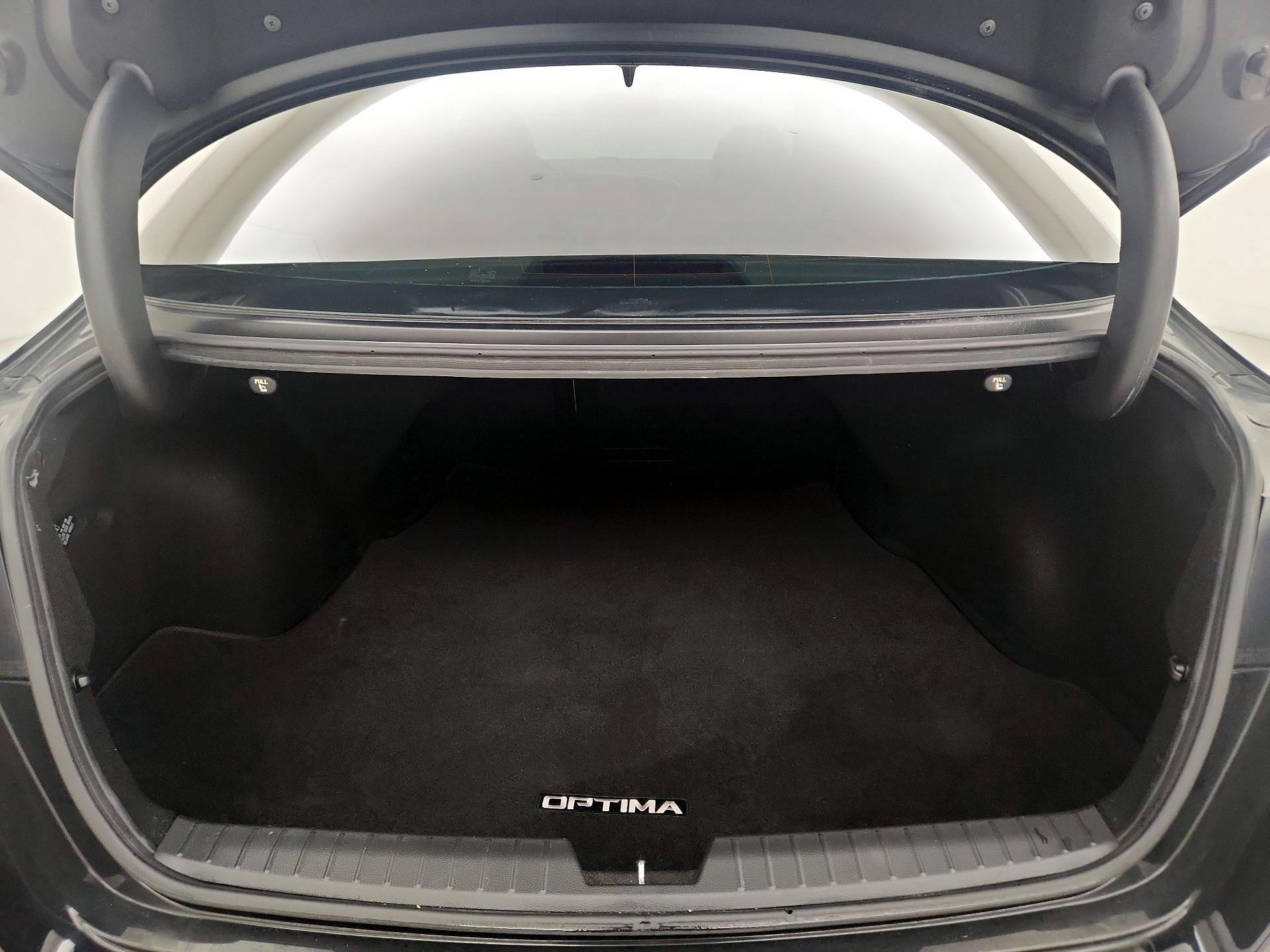 Thumbnail: 2015 Kia Optima - 19