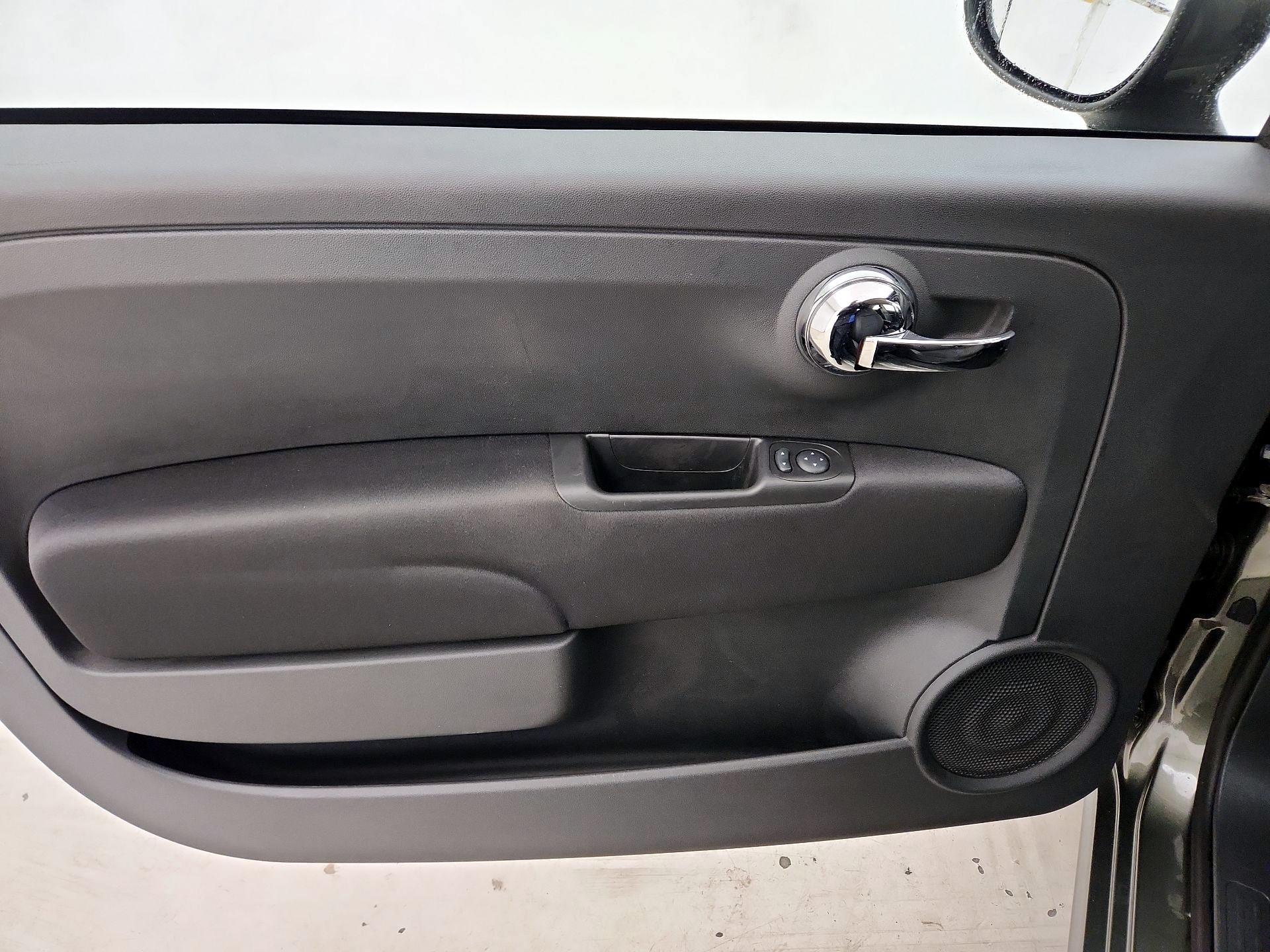 Thumbnail: 2015 Fiat 500 - 12