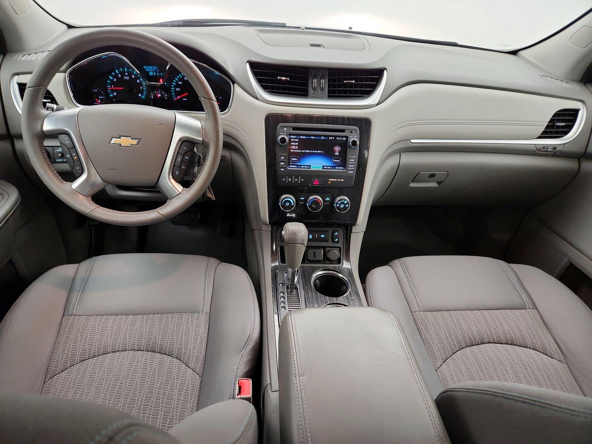 Thumbnail: 2015 Chevrolet Traverse - 9