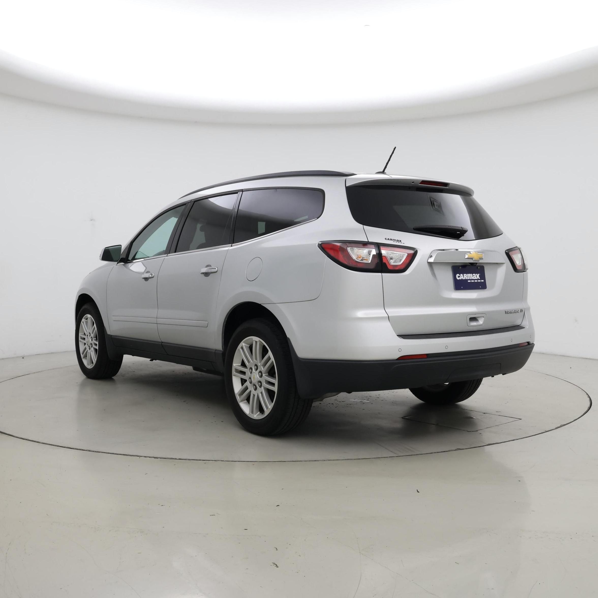 Thumbnail: 2015 Chevrolet Traverse - 2