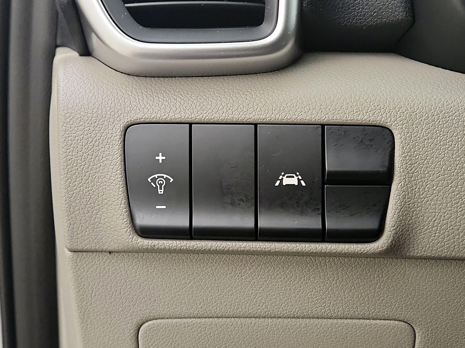 Thumbnail: 2022 Kia Sportage - 13