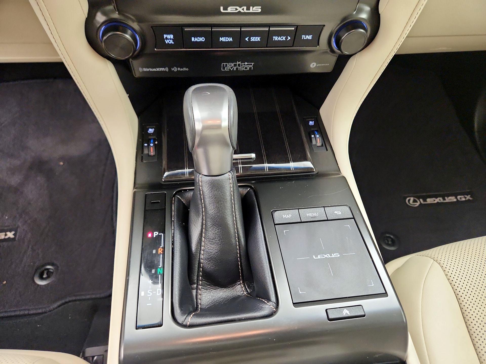 Thumbnail: 2023 Lexus GX - 18