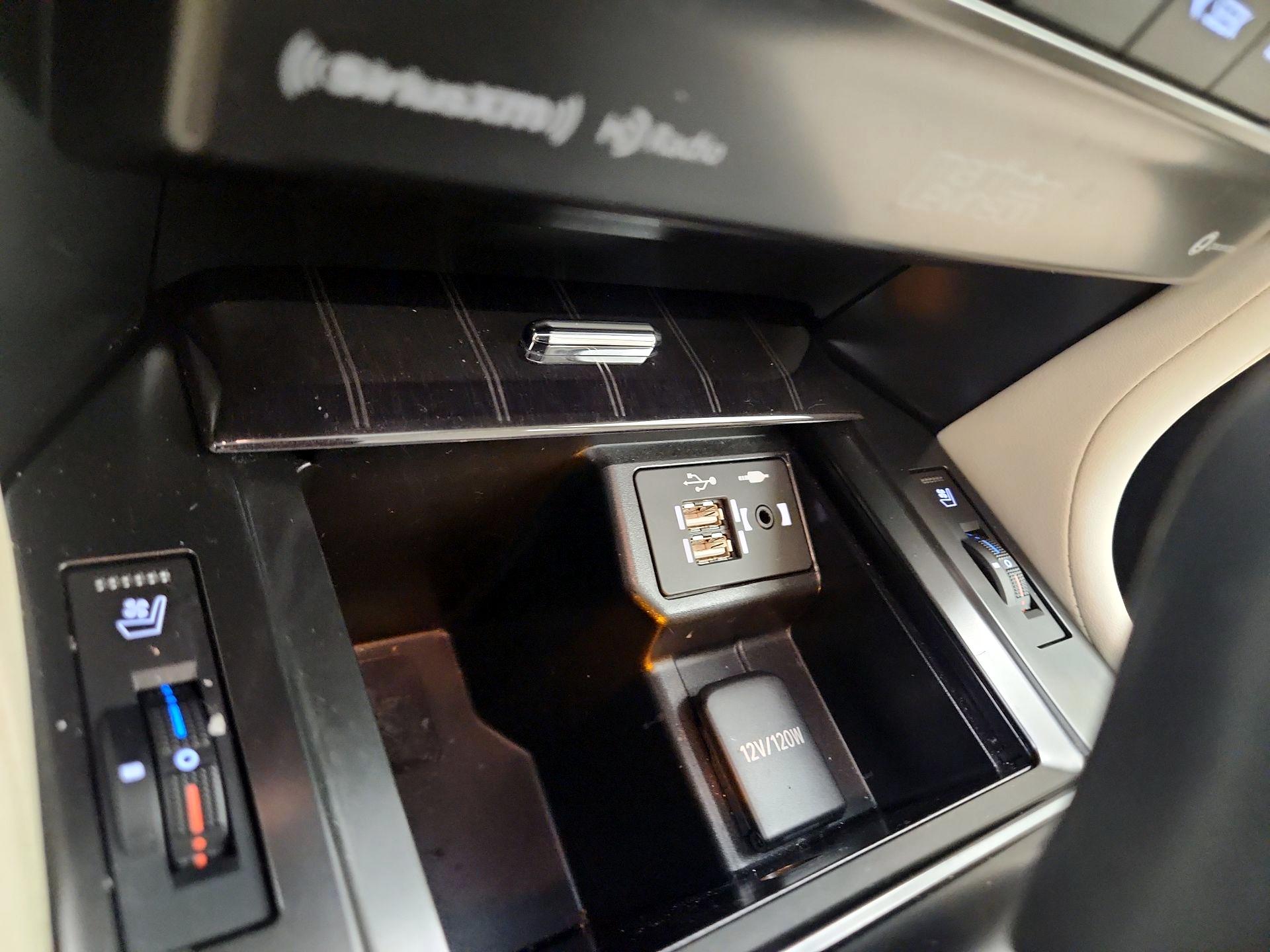 Thumbnail: 2023 Lexus GX - 19