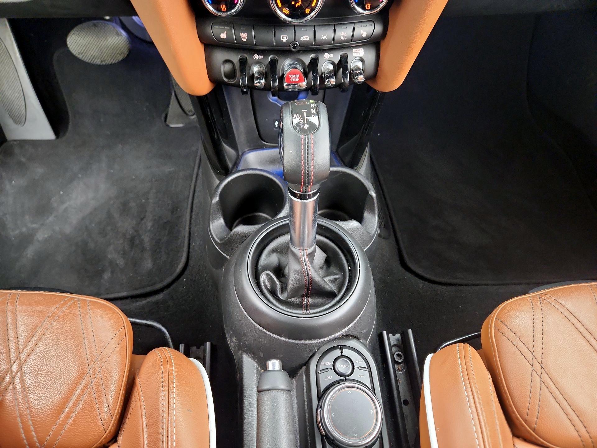 Thumbnail: 2019 MINI Cooper - 16