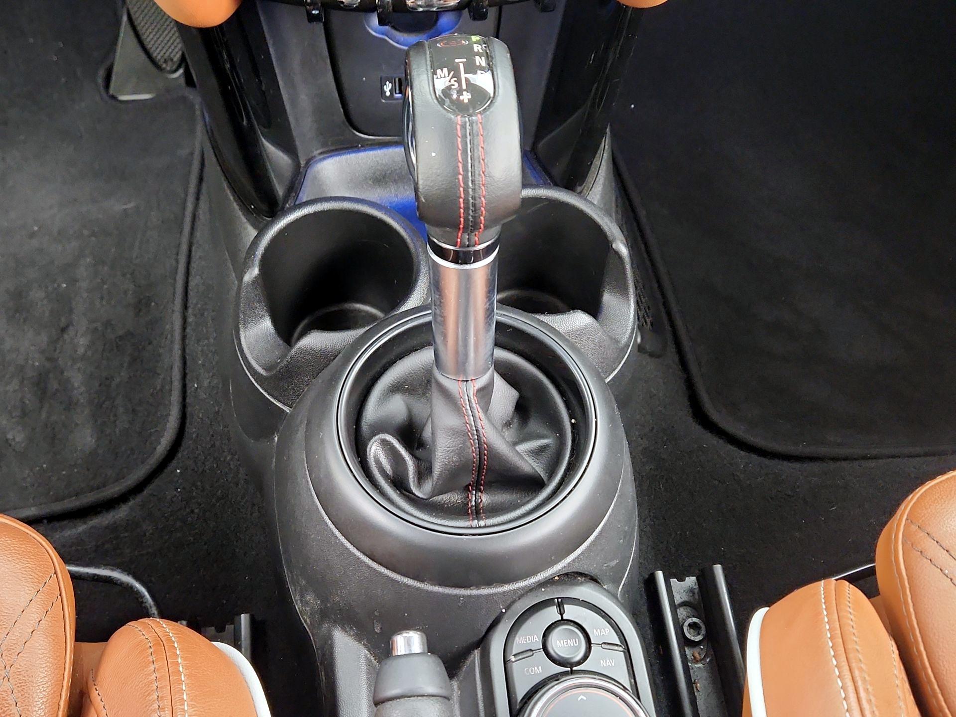 Thumbnail: 2019 MINI Cooper - 17