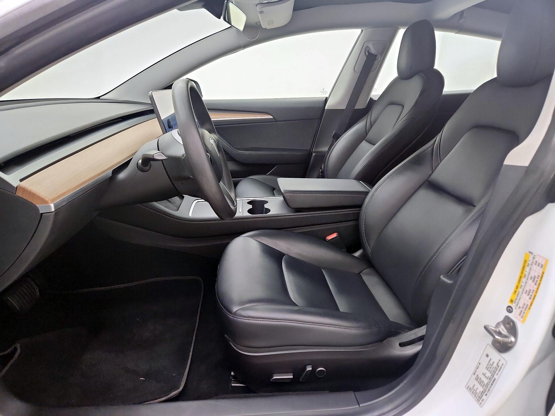 Thumbnail: 2021 Tesla Model 3 - 11