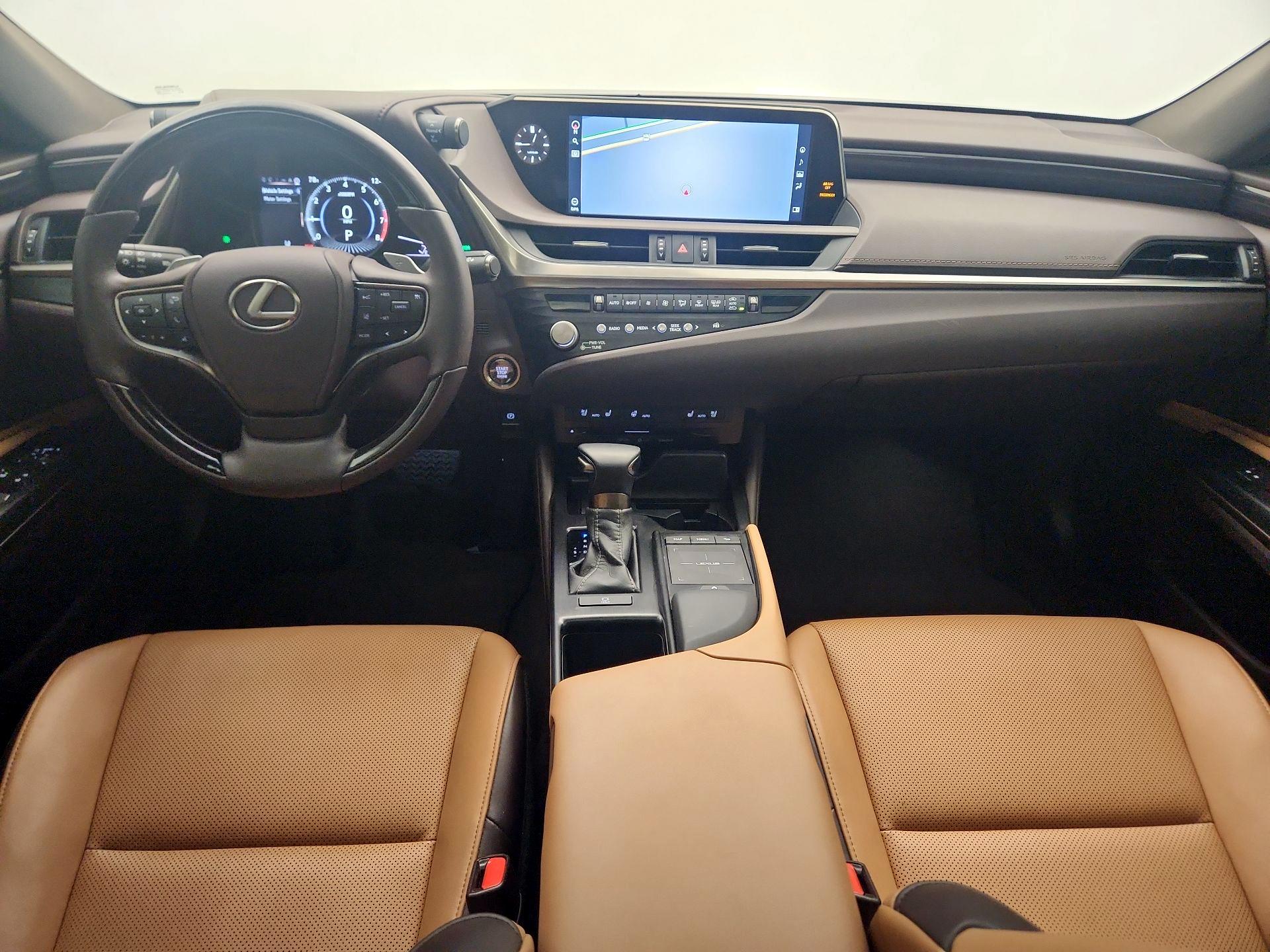 Thumbnail: 2021 Lexus ES - 9