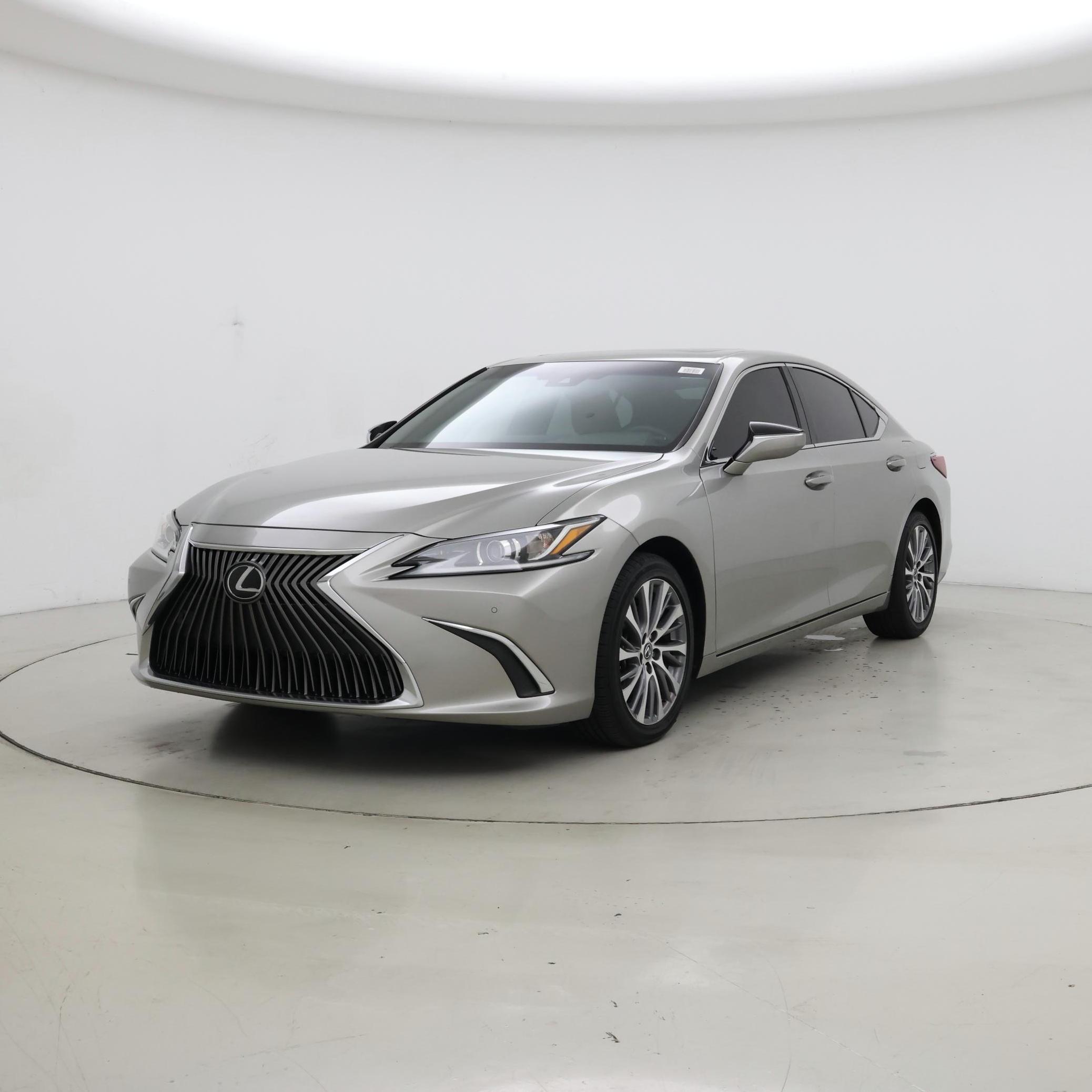 Thumbnail: 2021 Lexus ES - 4