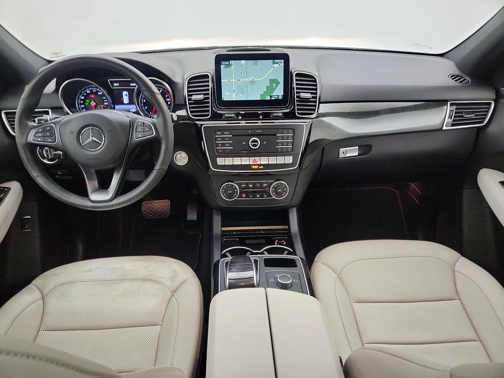 Thumbnail: 2017 Mercedes-Benz GLE - 9