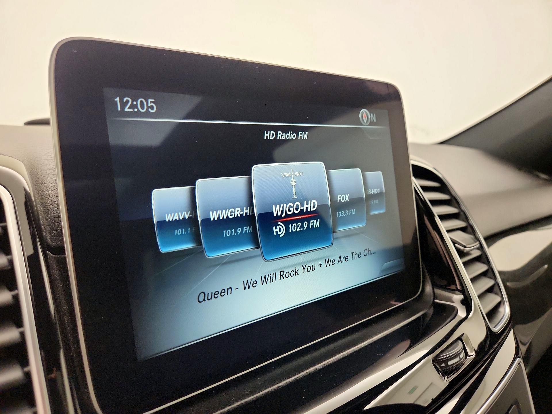 Thumbnail: 2017 Mercedes-Benz GLE - 16