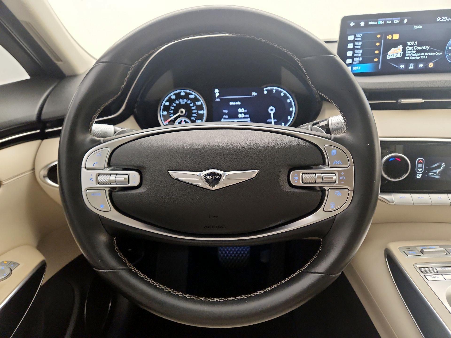 Thumbnail: 2022 Genesis GV70 - 10