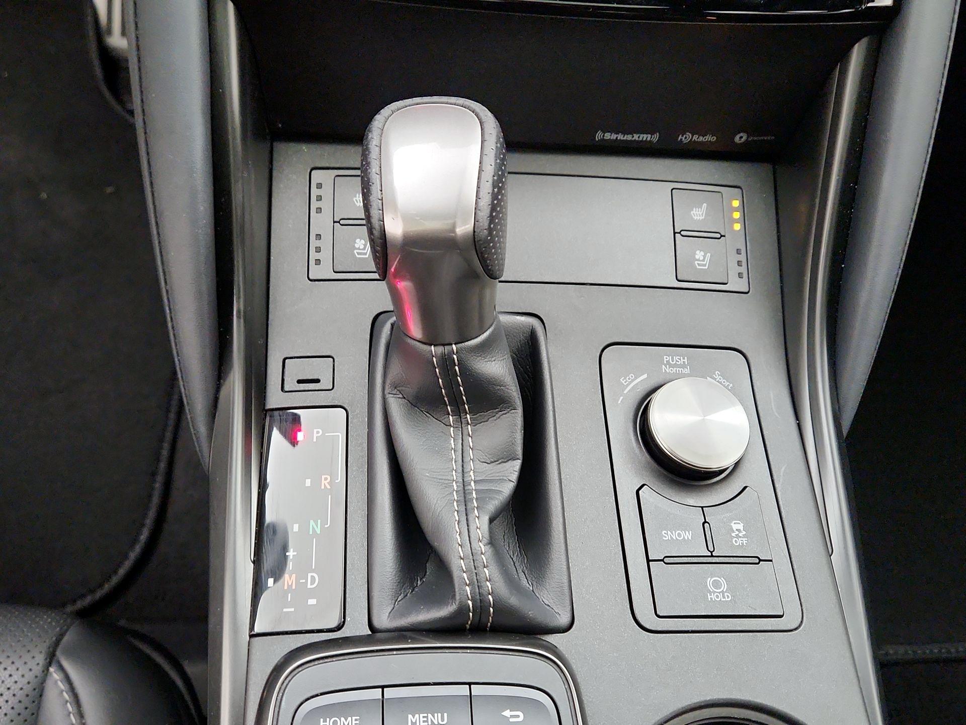 Thumbnail: 2021 Lexus IS - 17