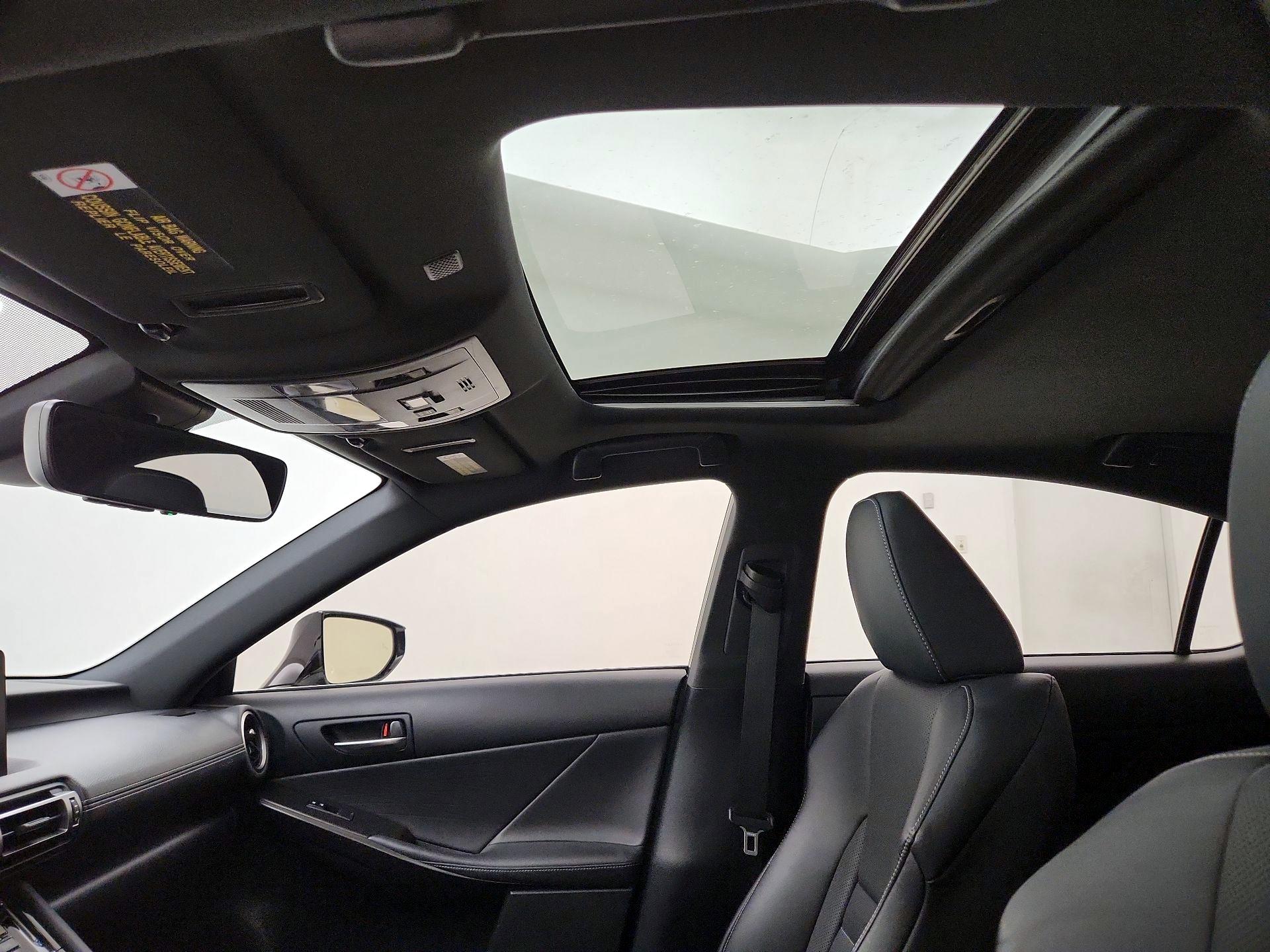 Thumbnail: 2021 Lexus IS - 19