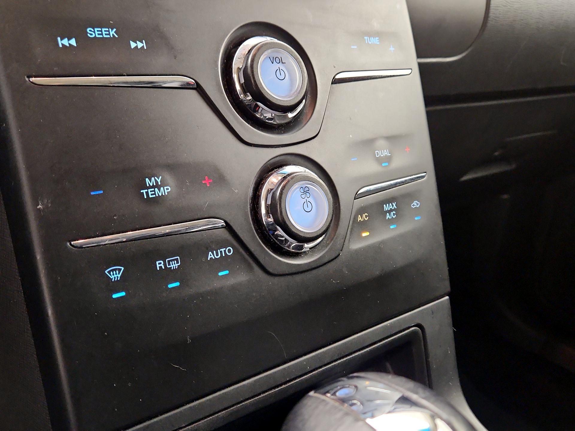 Thumbnail: 2018 Ford Flex - 17