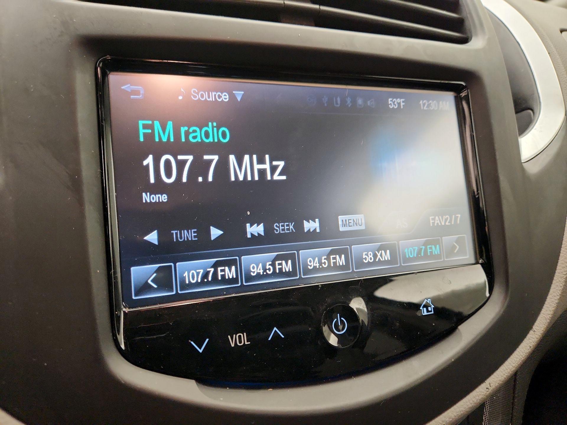 Thumbnail: 2015 Chevrolet Trax - 15