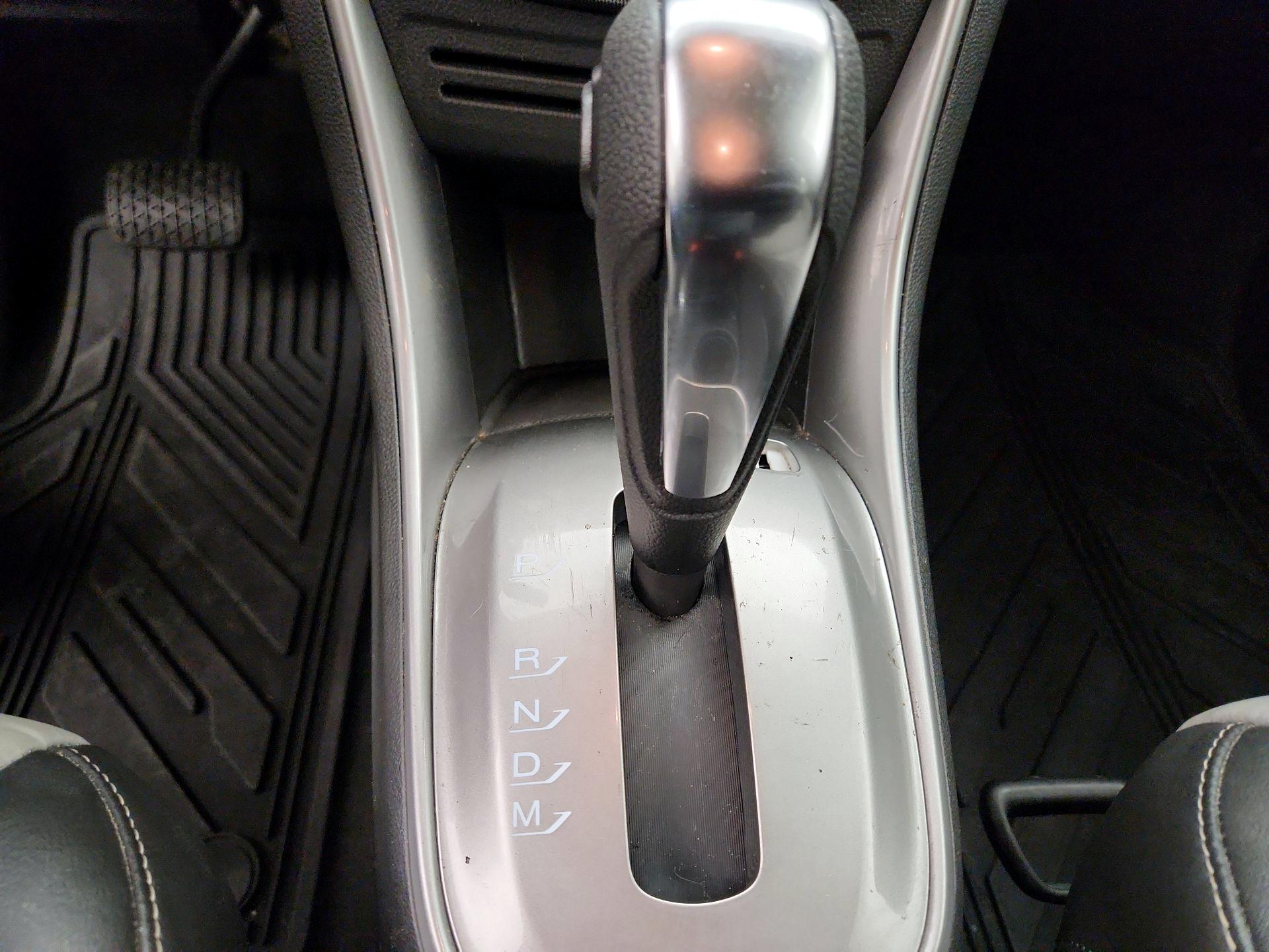 Thumbnail: 2015 Chevrolet Trax - 17