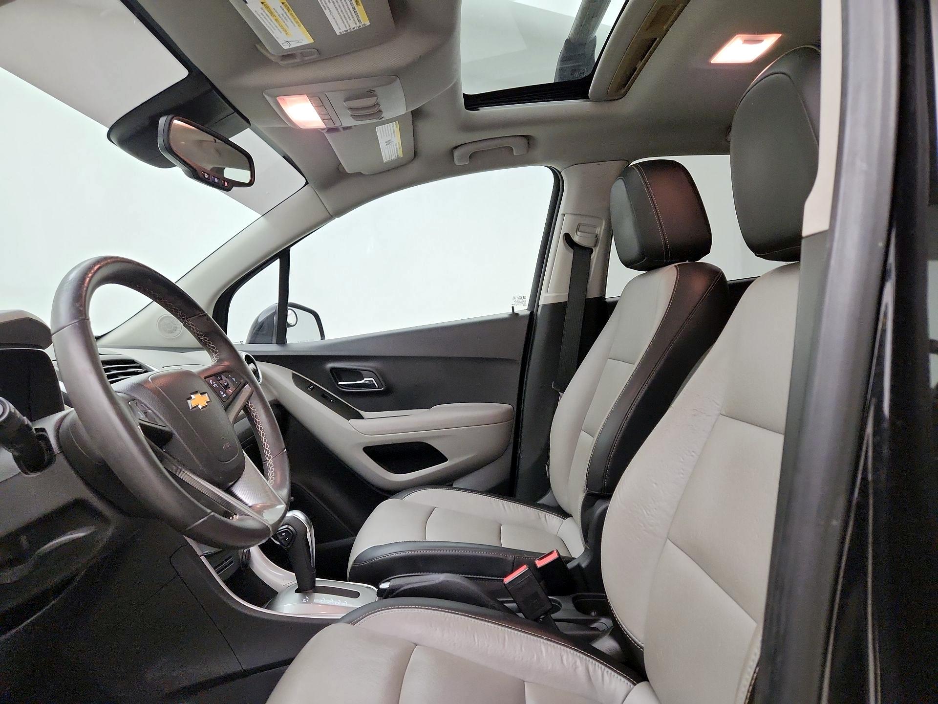 Thumbnail: 2015 Chevrolet Trax - 18