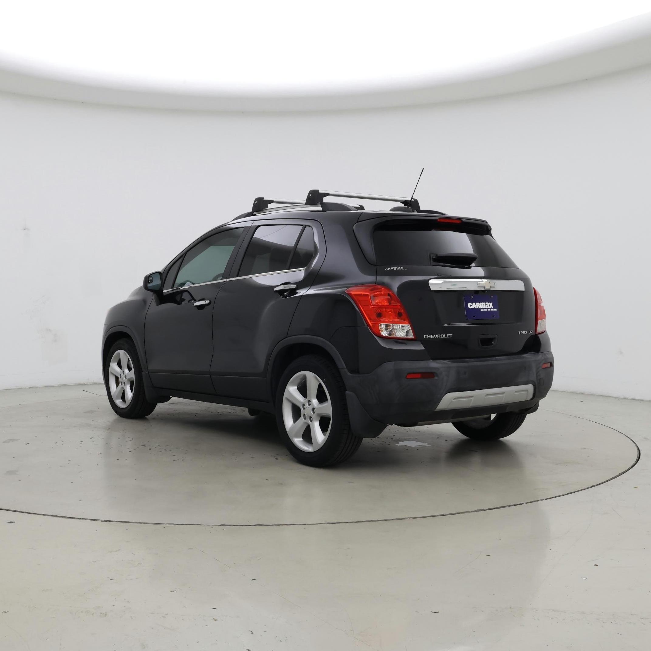 Thumbnail: 2015 Chevrolet Trax - 2