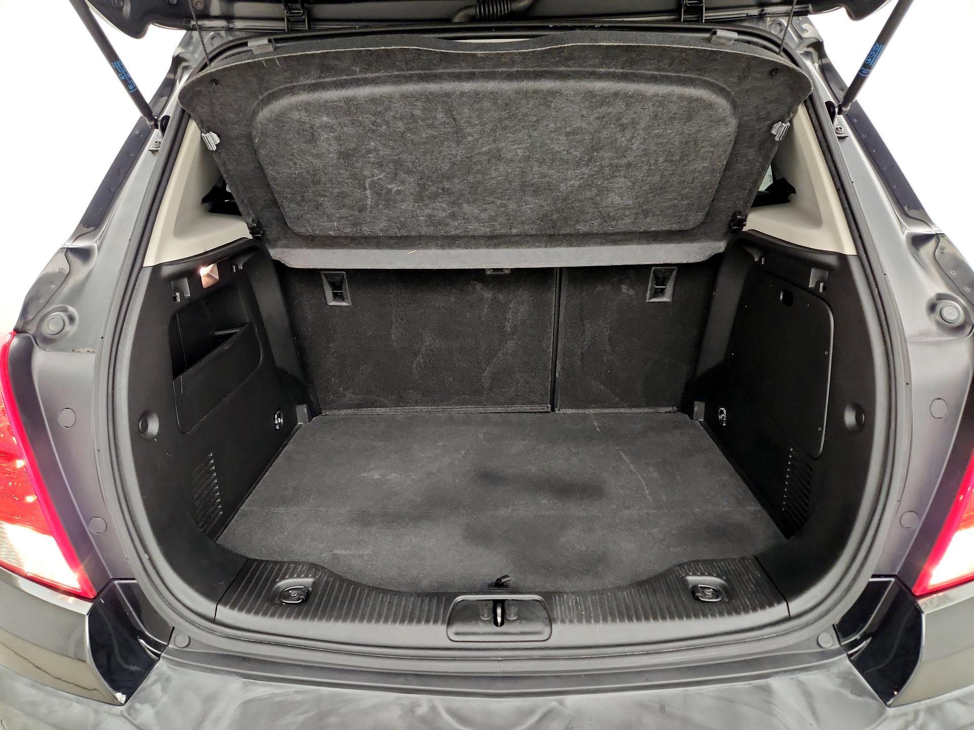 Thumbnail: 2015 Chevrolet Trax - 20