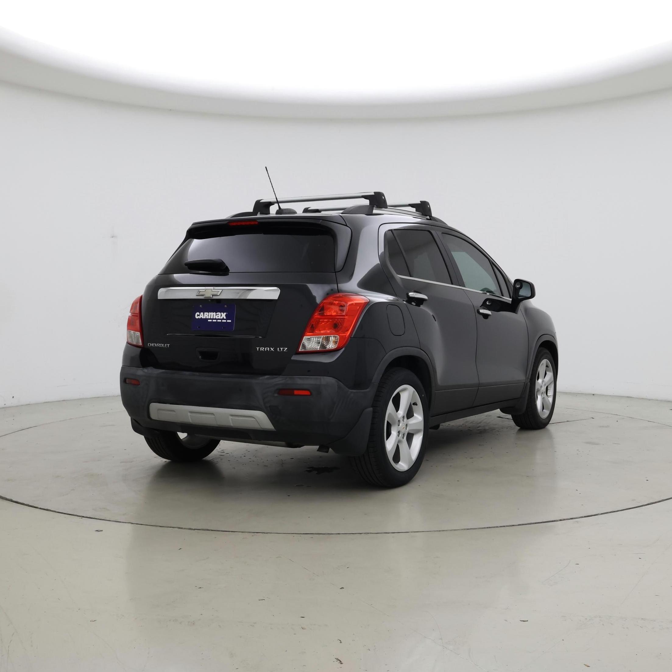 Thumbnail: 2015 Chevrolet Trax - 8