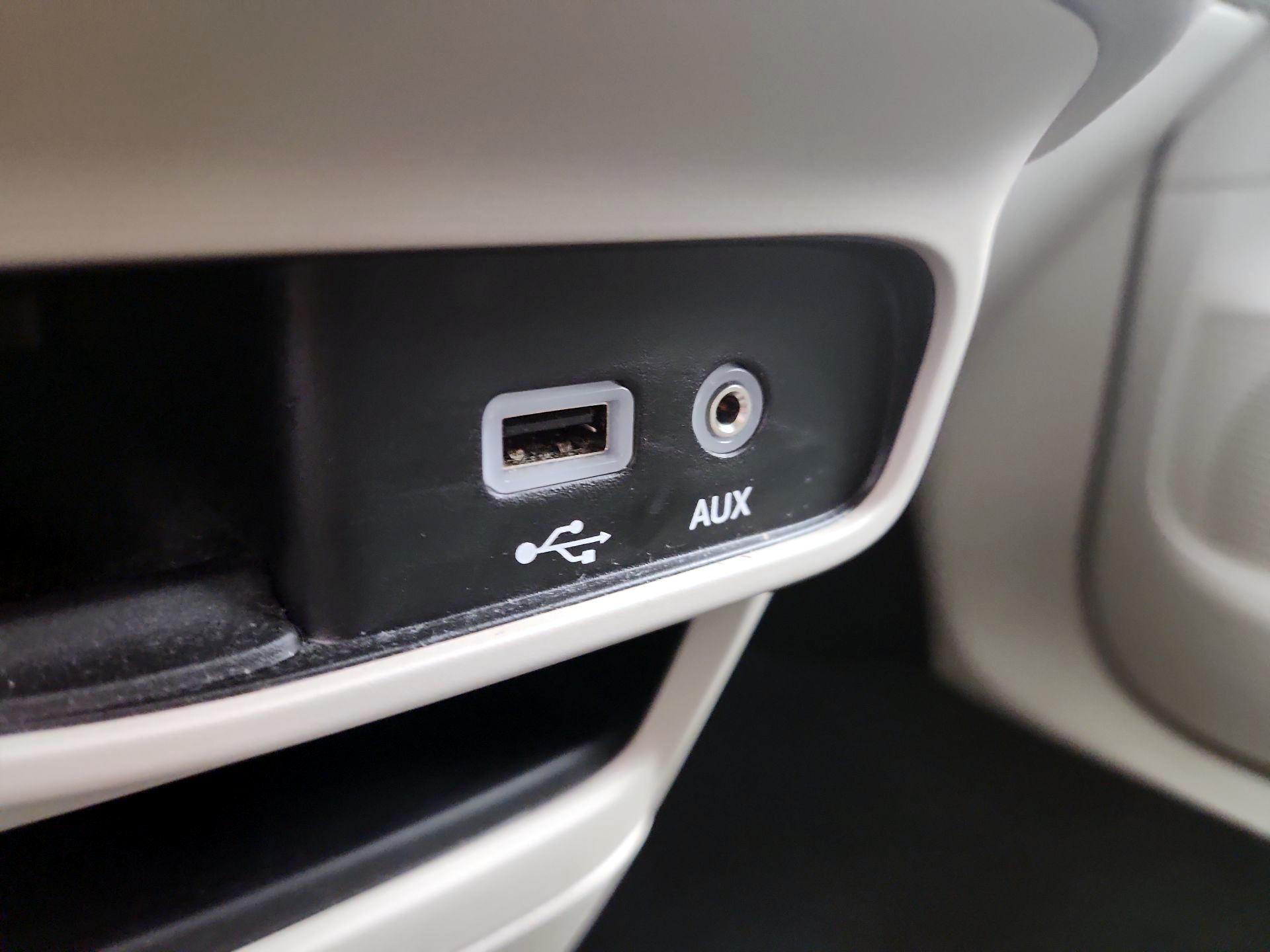 Thumbnail: 2020 Chrysler Pacifica - 19