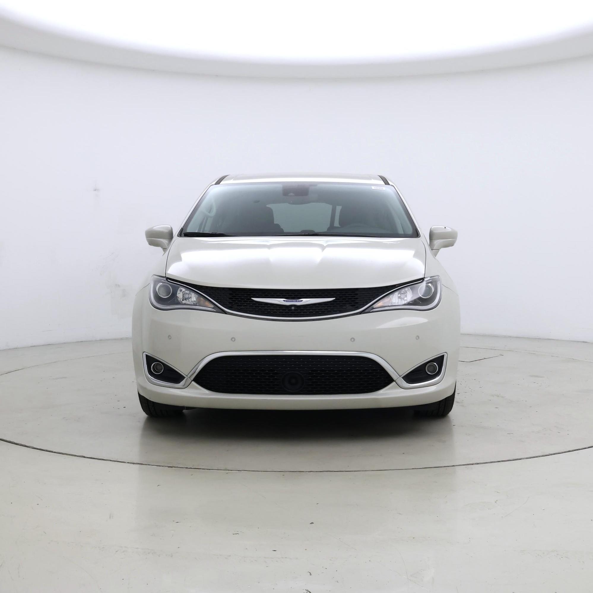 Thumbnail: 2020 Chrysler Pacifica - 5