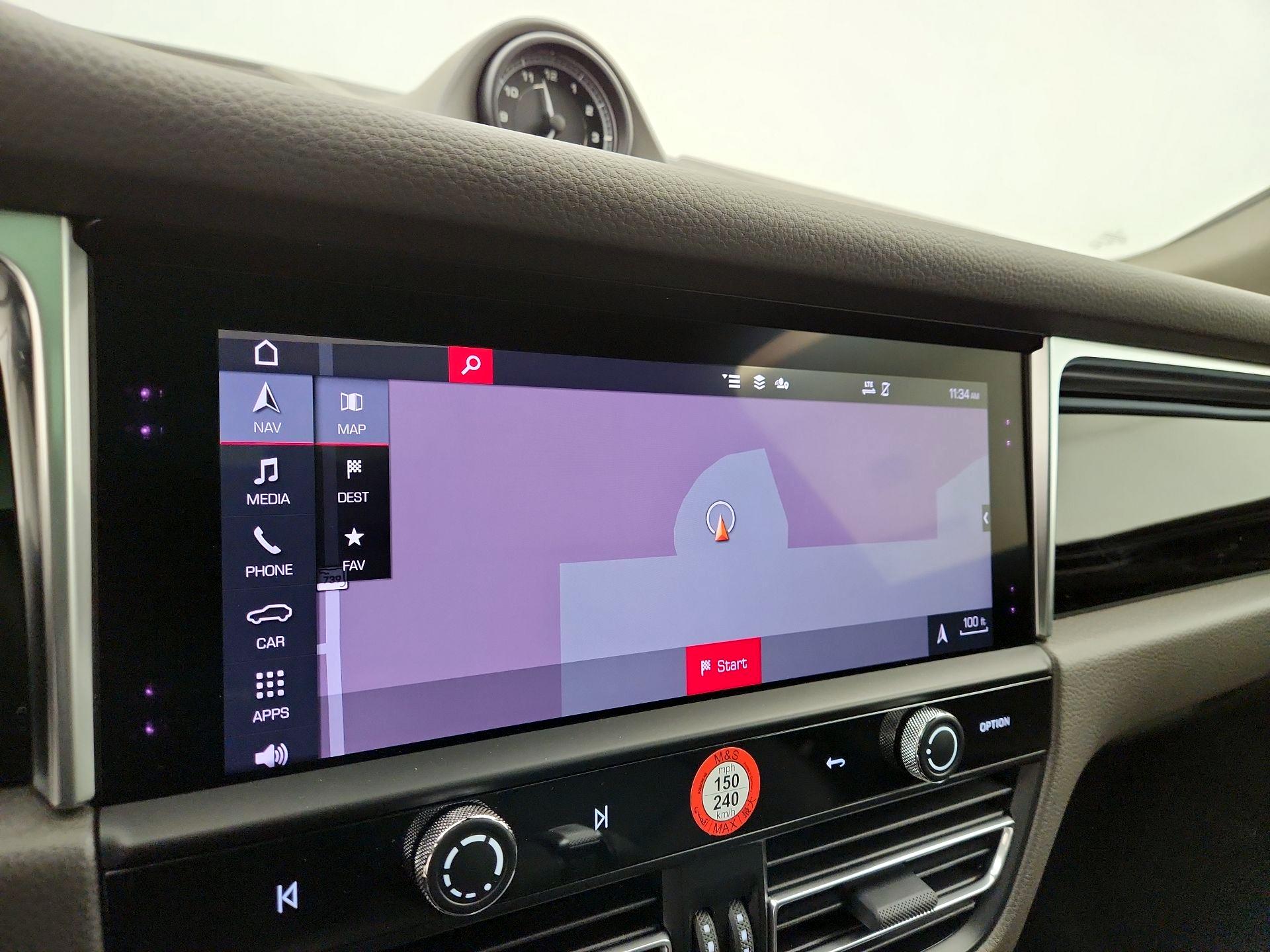 Thumbnail: 2024 Porsche Macan - 14