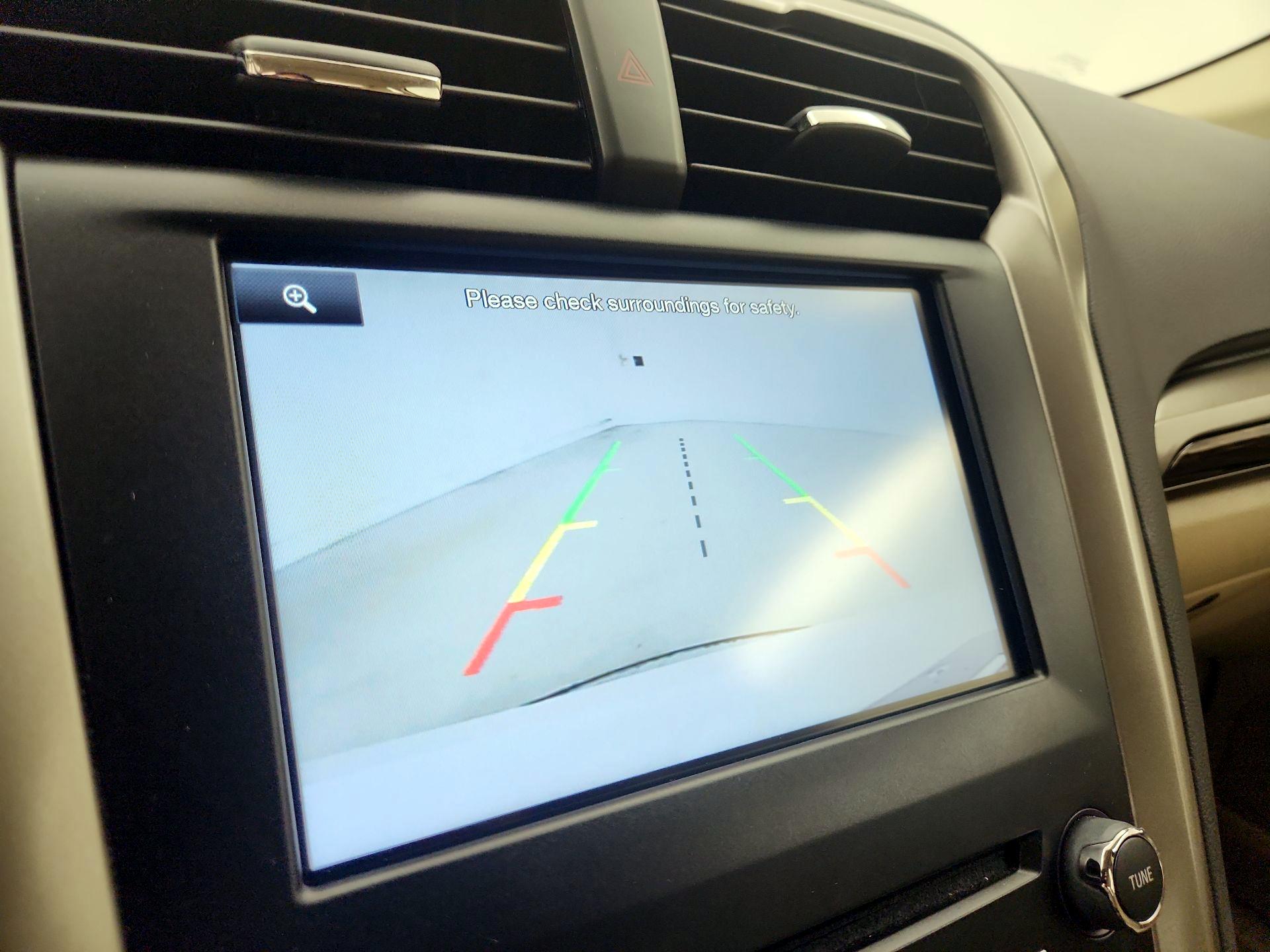 Thumbnail: 2014 Ford Fusion - 15