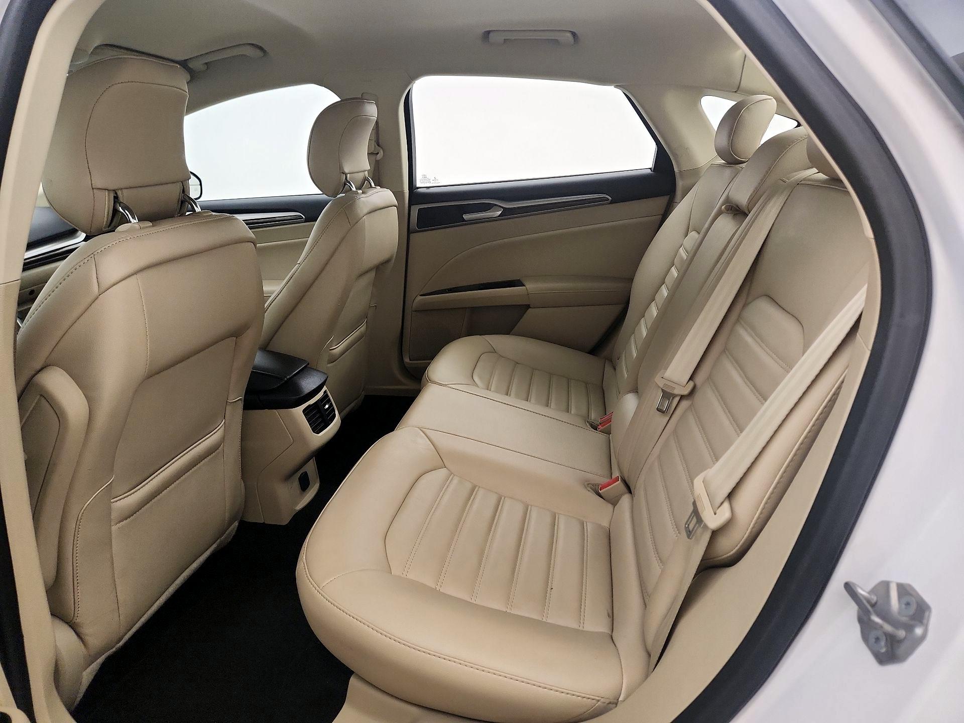 Thumbnail: 2014 Ford Fusion - 20