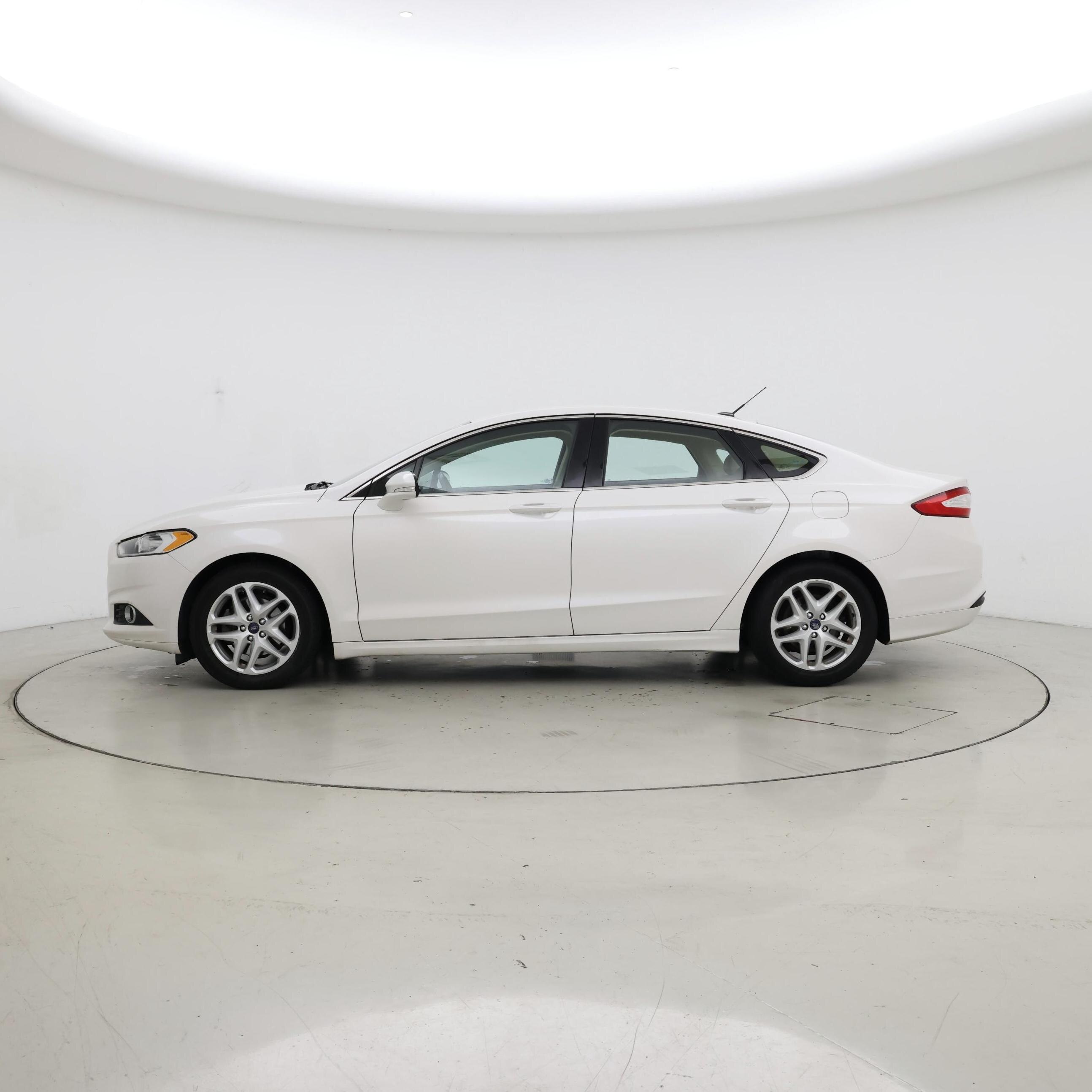 Thumbnail: 2014 Ford Fusion - 3