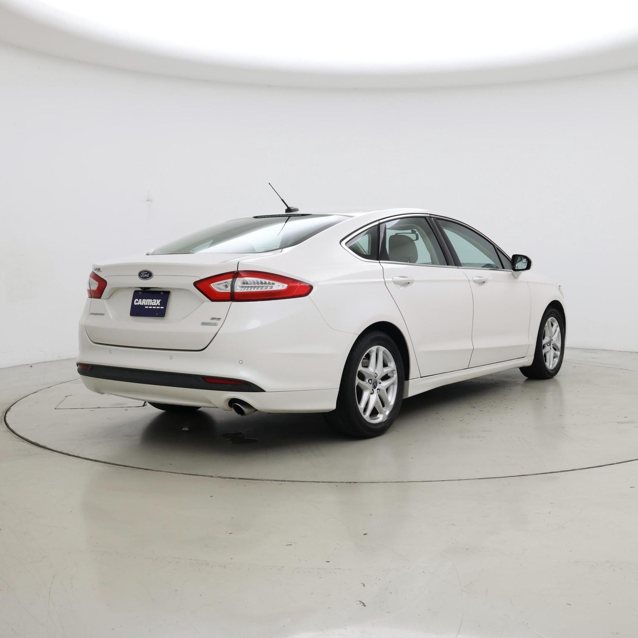 Thumbnail: 2014 Ford Fusion - 8