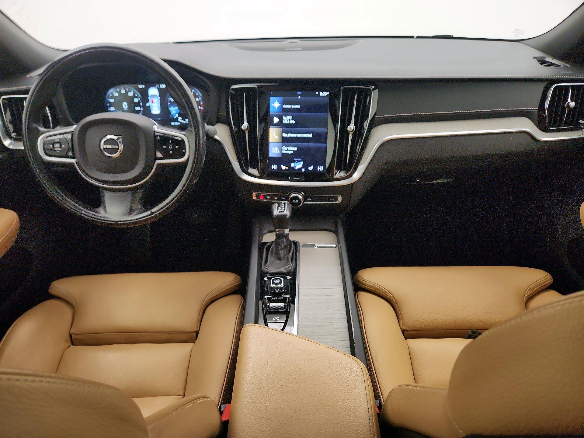 Thumbnail: 2019 Volvo S60 - 9