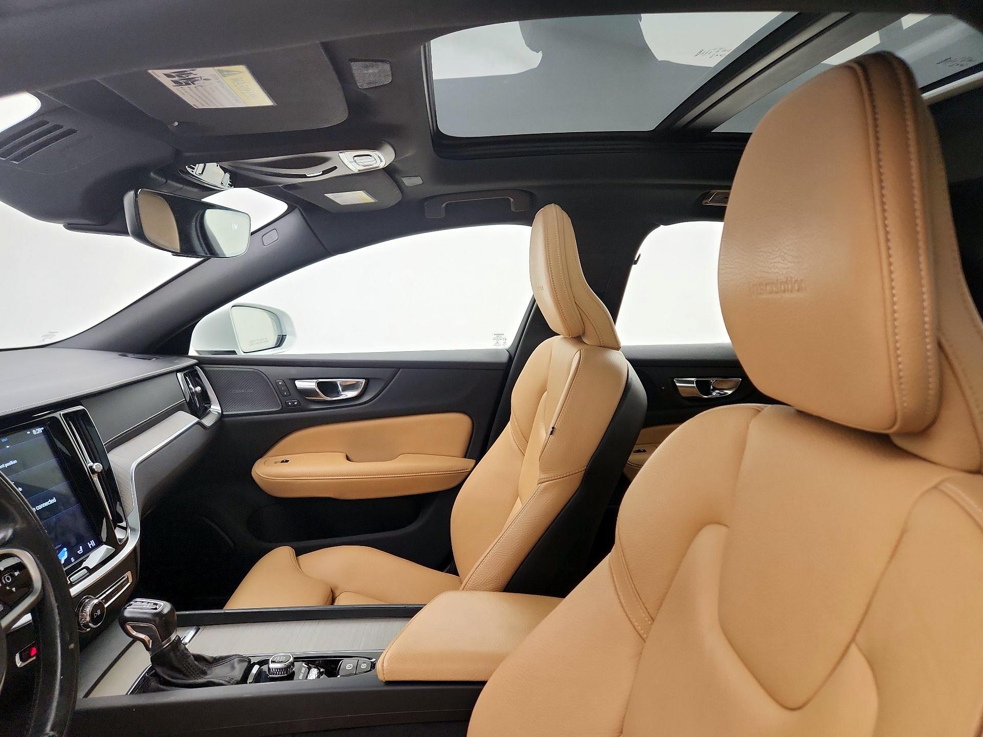 Thumbnail: 2019 Volvo S60 - 20