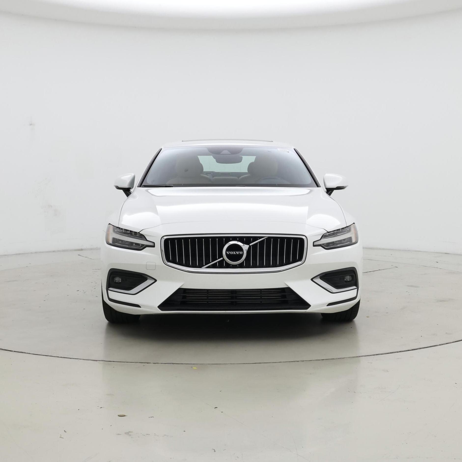Thumbnail: 2019 Volvo S60 - 5
